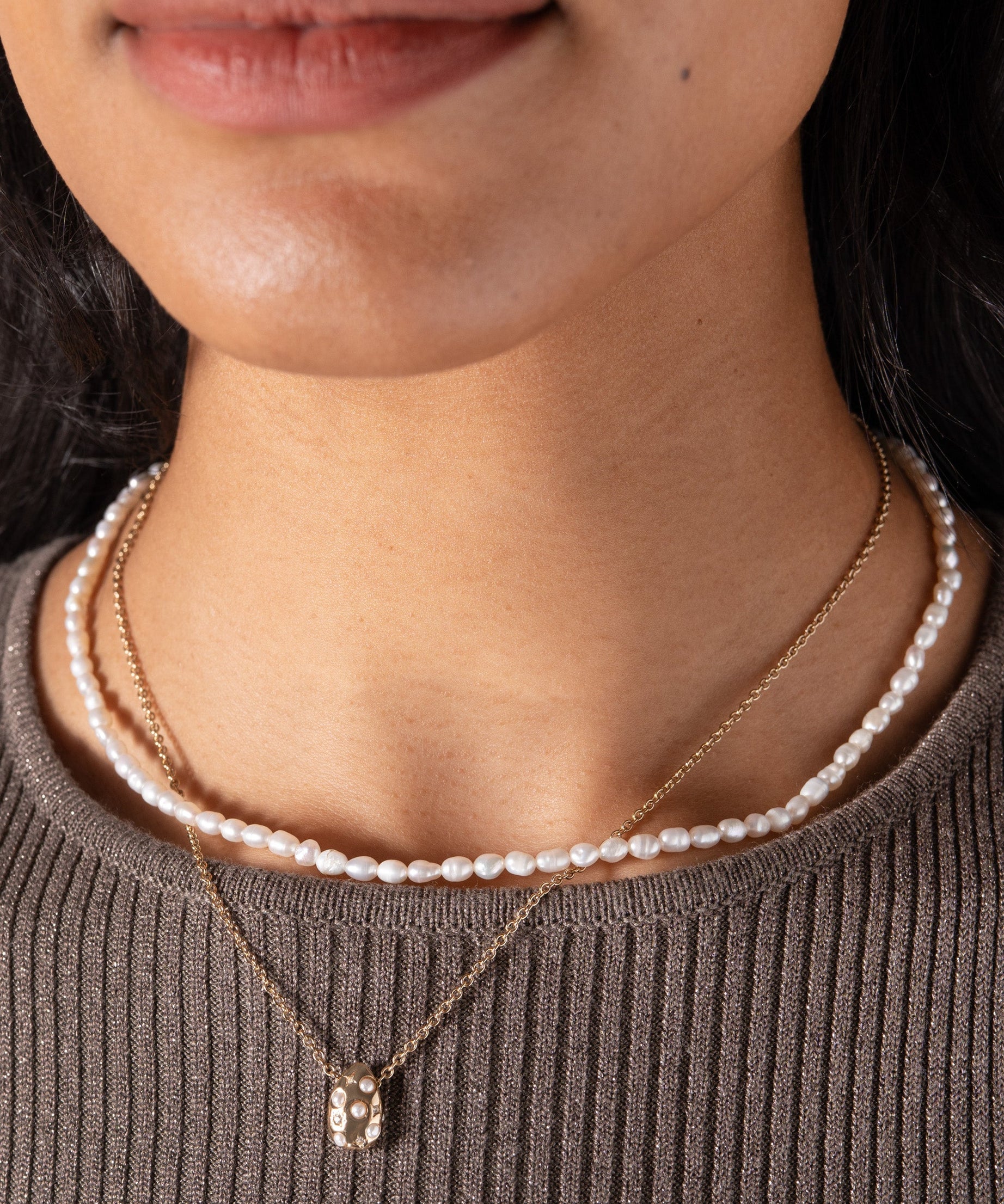 Pearl and Crystal Pendant Necklace
