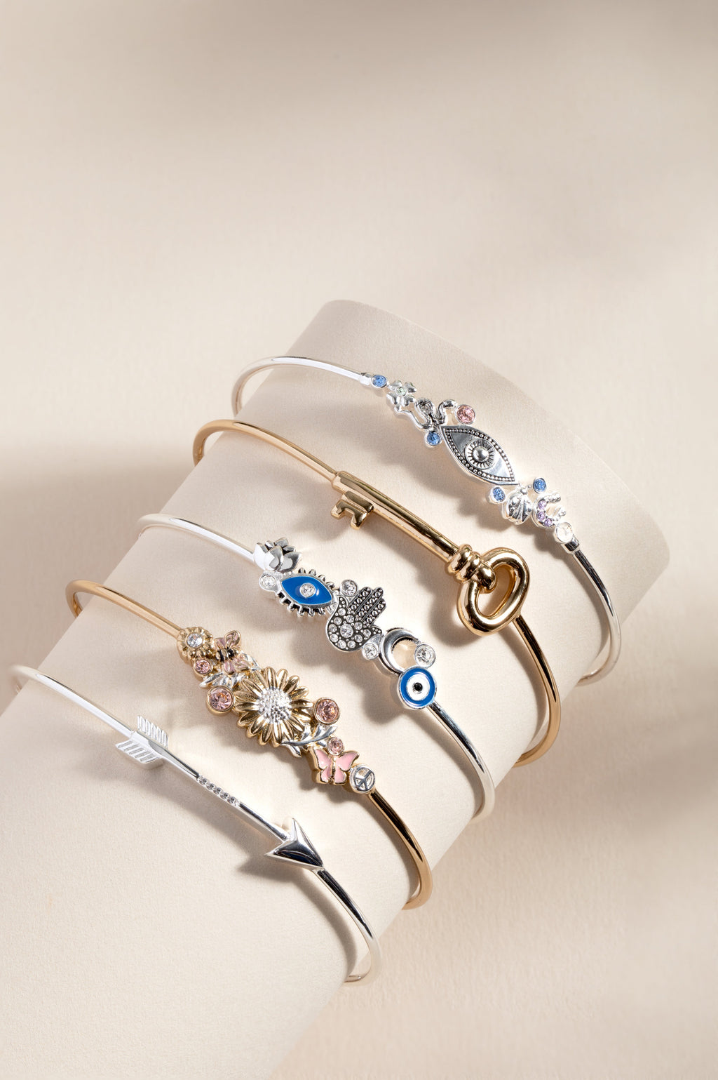 Key Inline Bangle