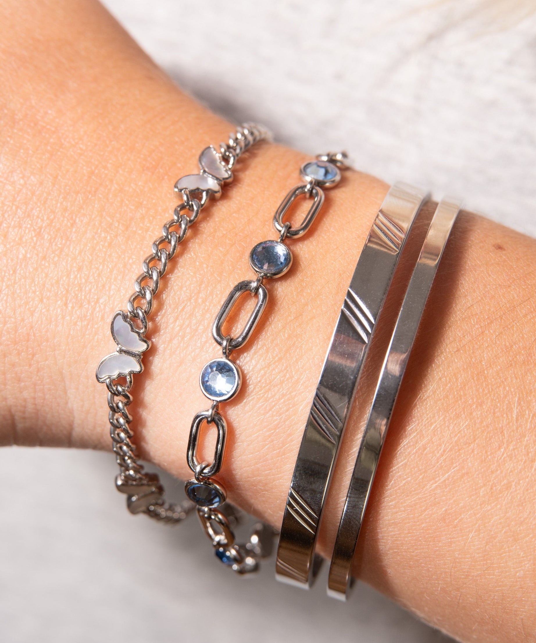 Butterfly Curb Chain Bracelet