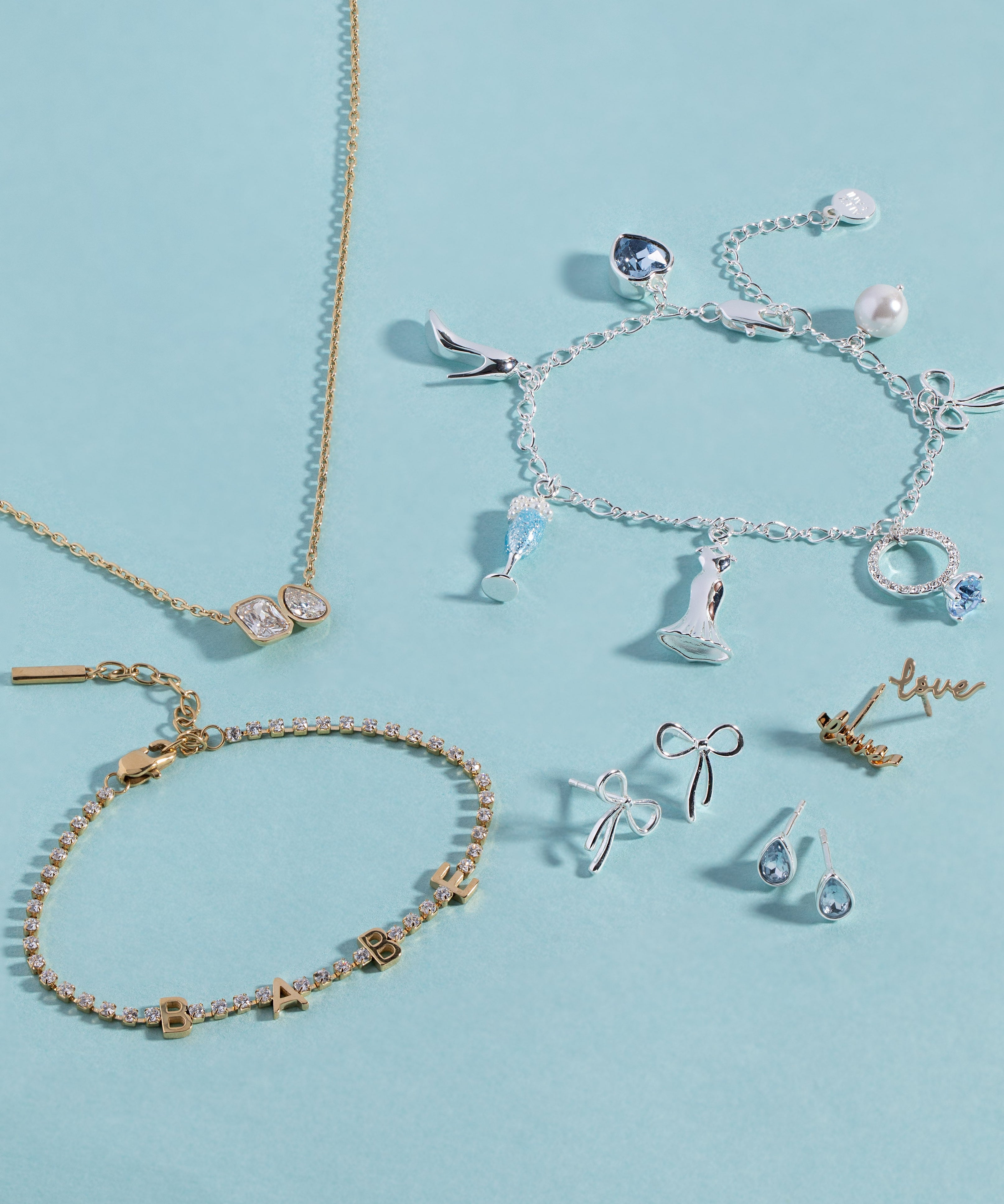 Bow & Teardrop Stud Earring Set
