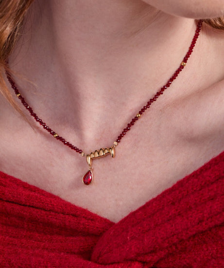Vampire Teeth Fangs Pendant