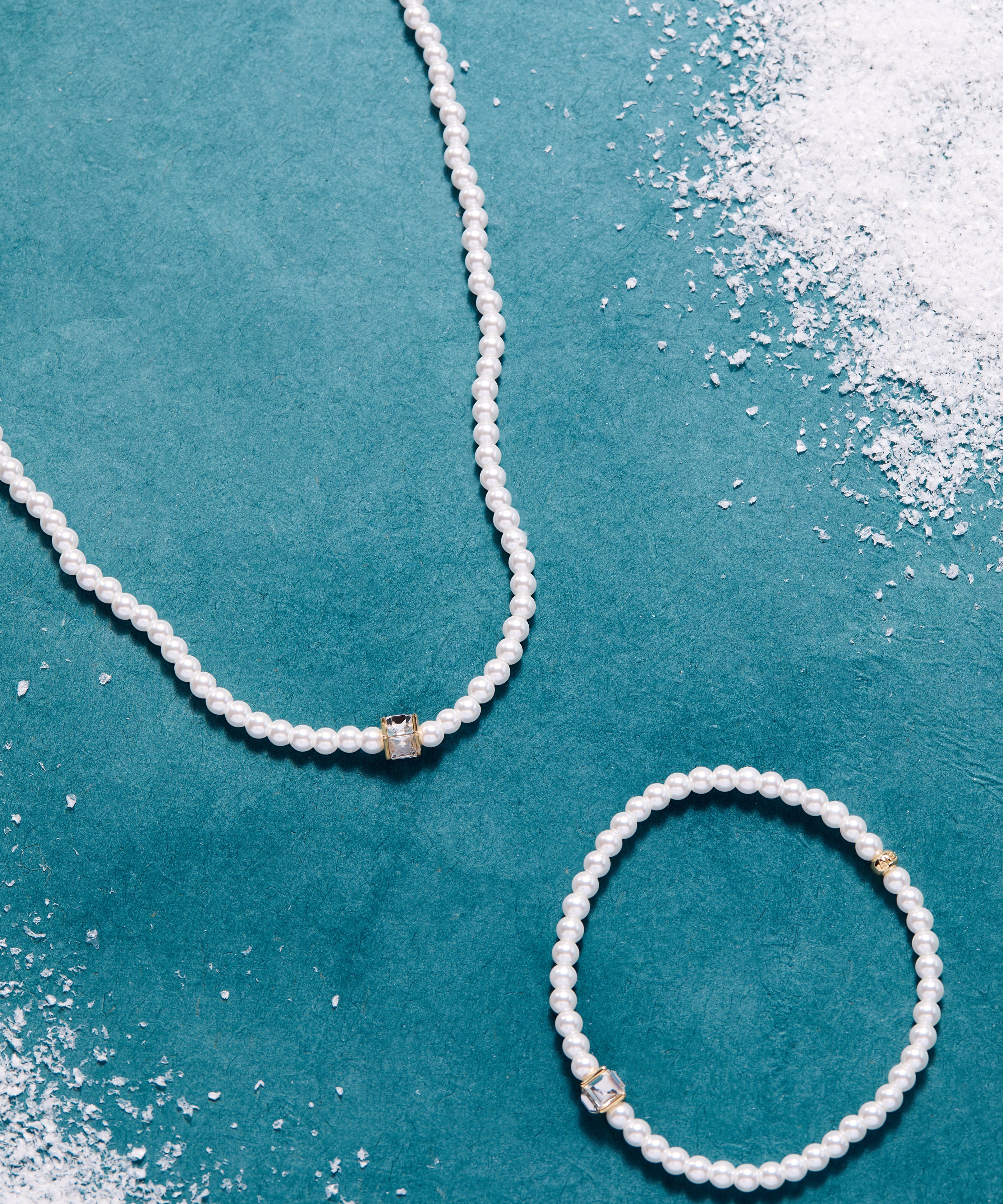 Crystal and Pearl Beaded Necklace