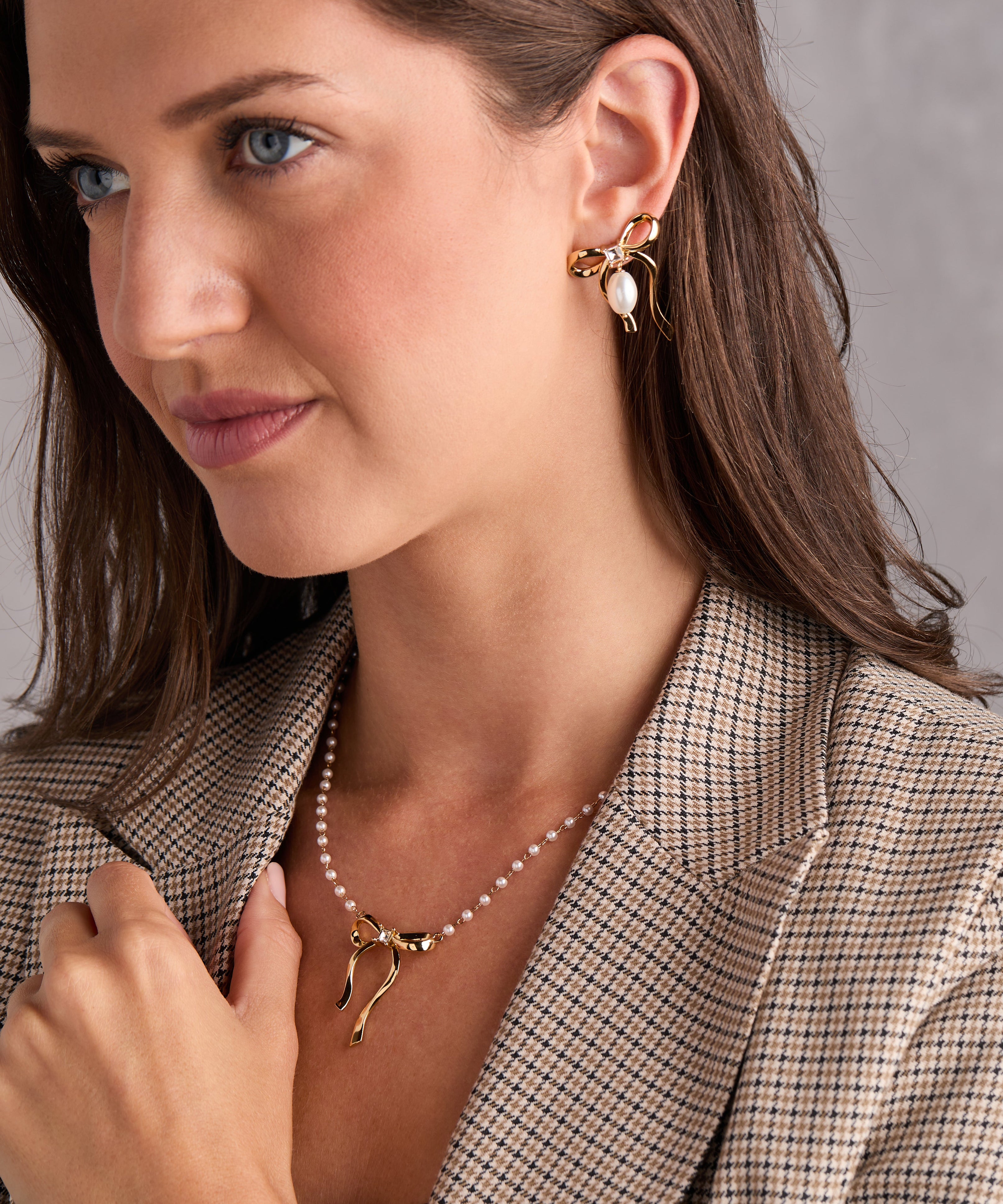 Bow Pearl Coquette Necklace