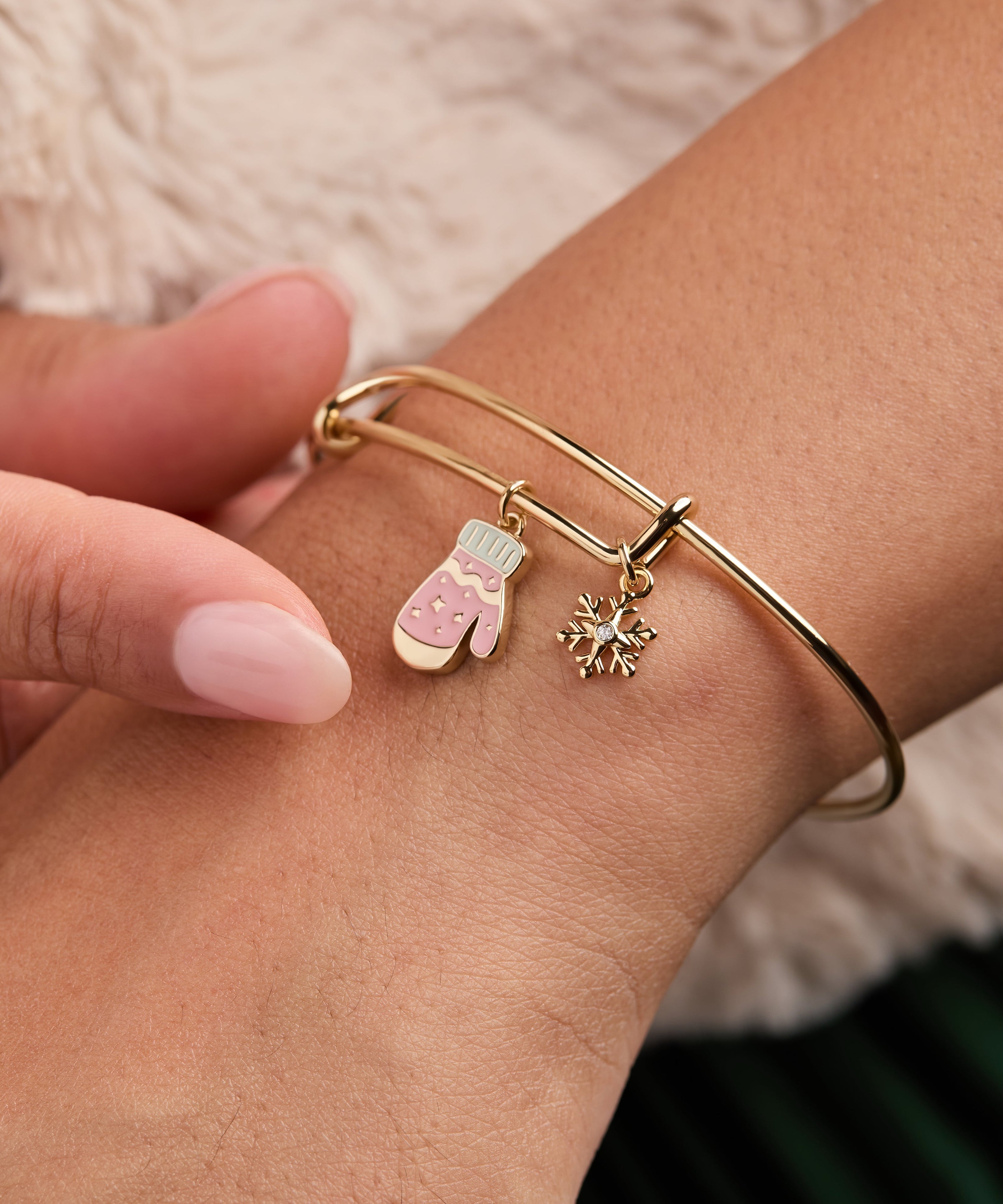 Winter Wonderland Mitten and Snowflake Charm Bangle