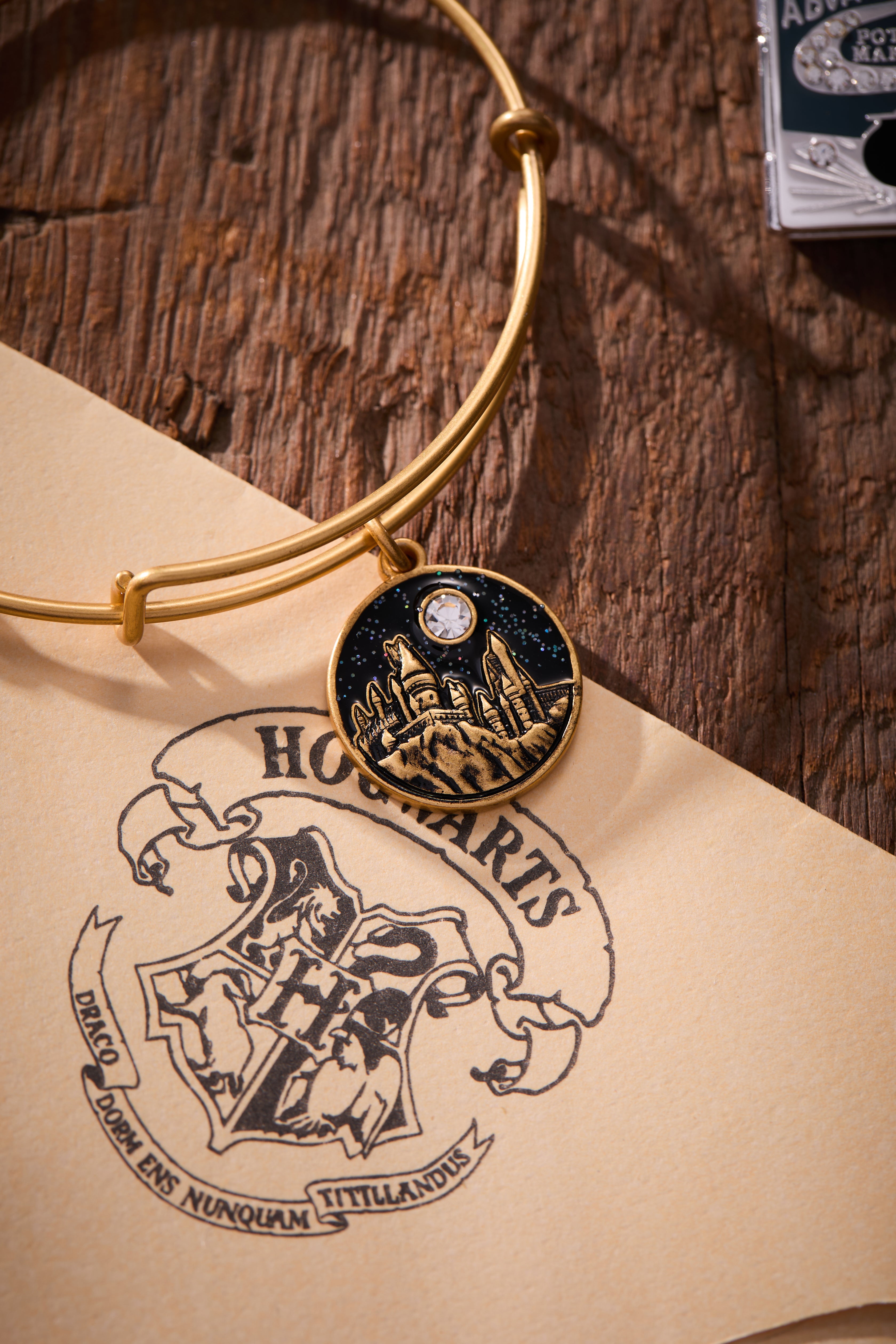 Harry Potter™ Hogwarts™ Castle Charm Bangle