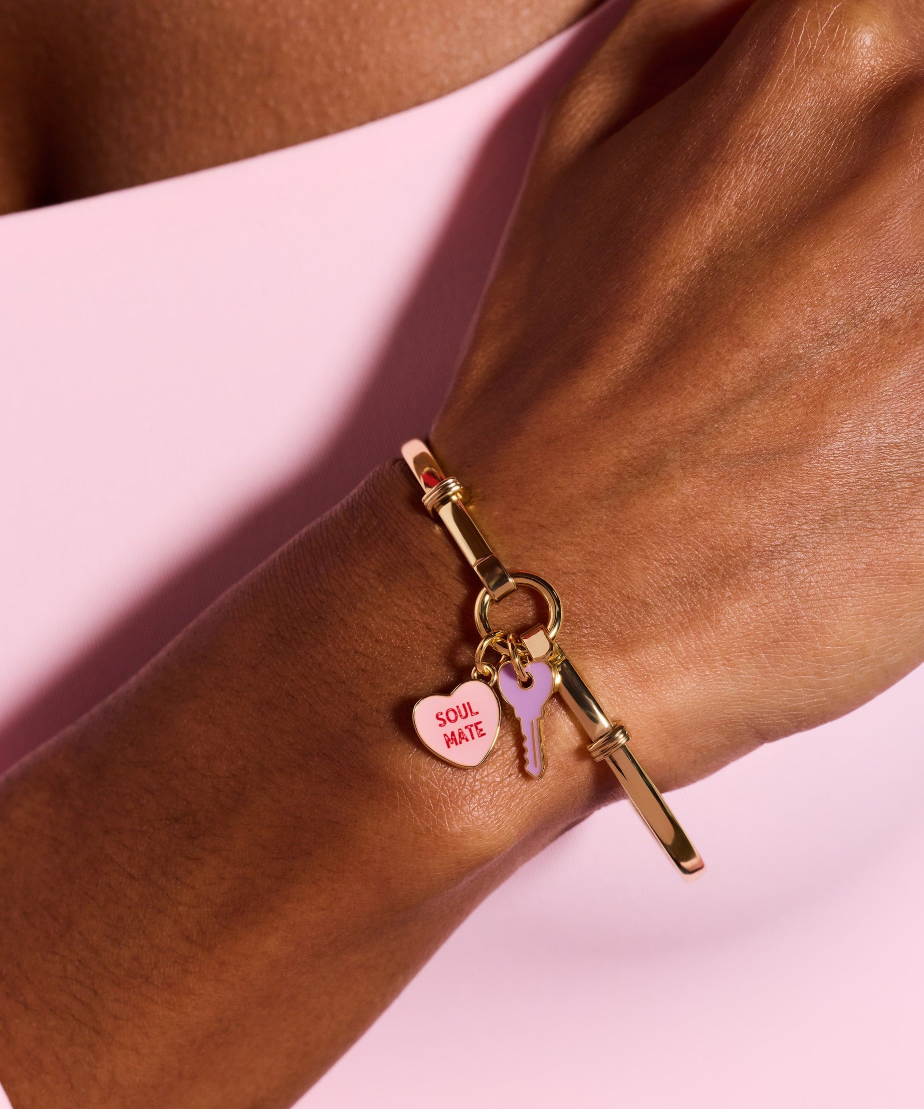 Sweethearts® ‘Soul Mate’ Heart & Key Tension Bangle