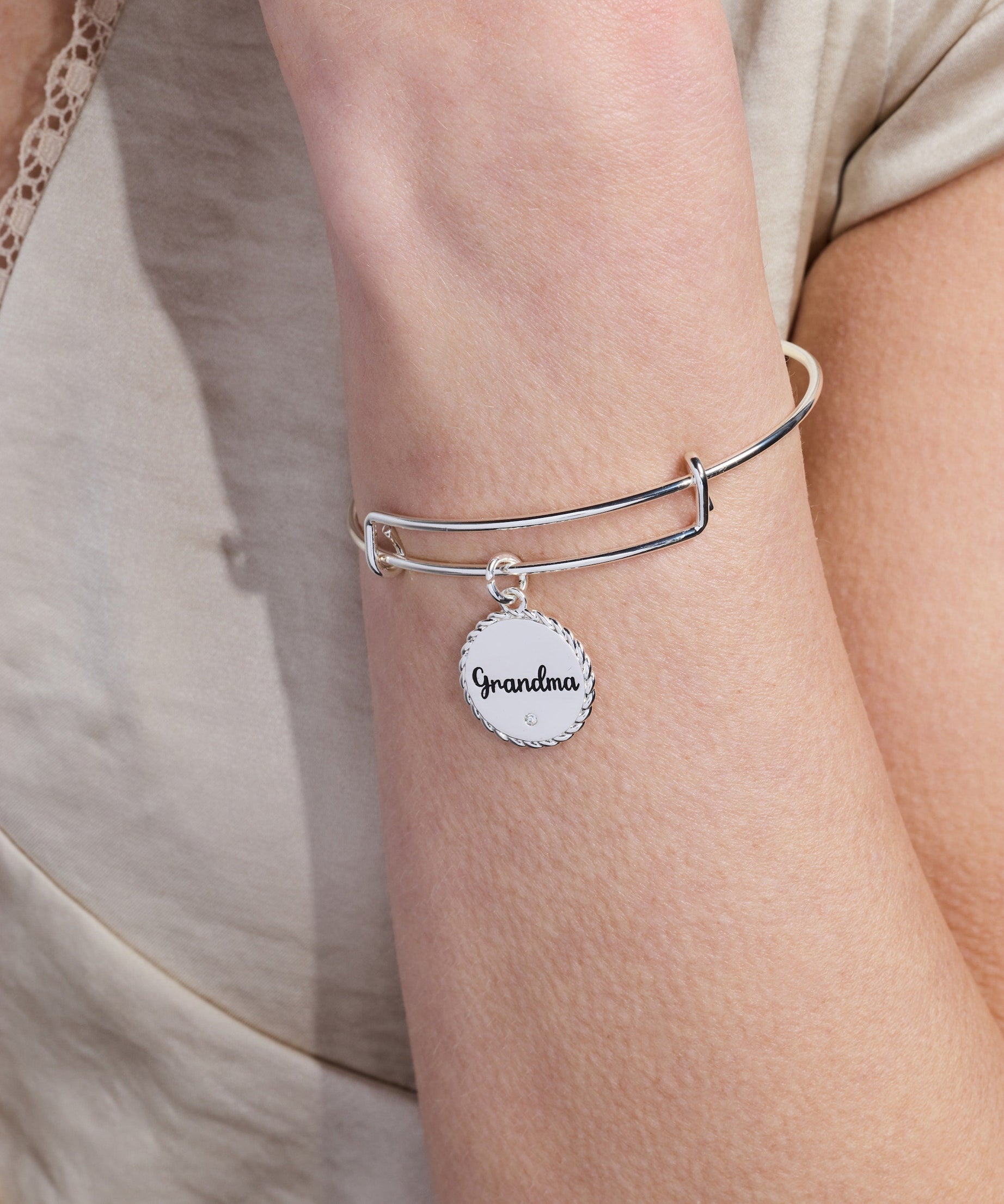 Grandma 'Wise And Warm, Her Love Feels Like Home' Charm Bangle