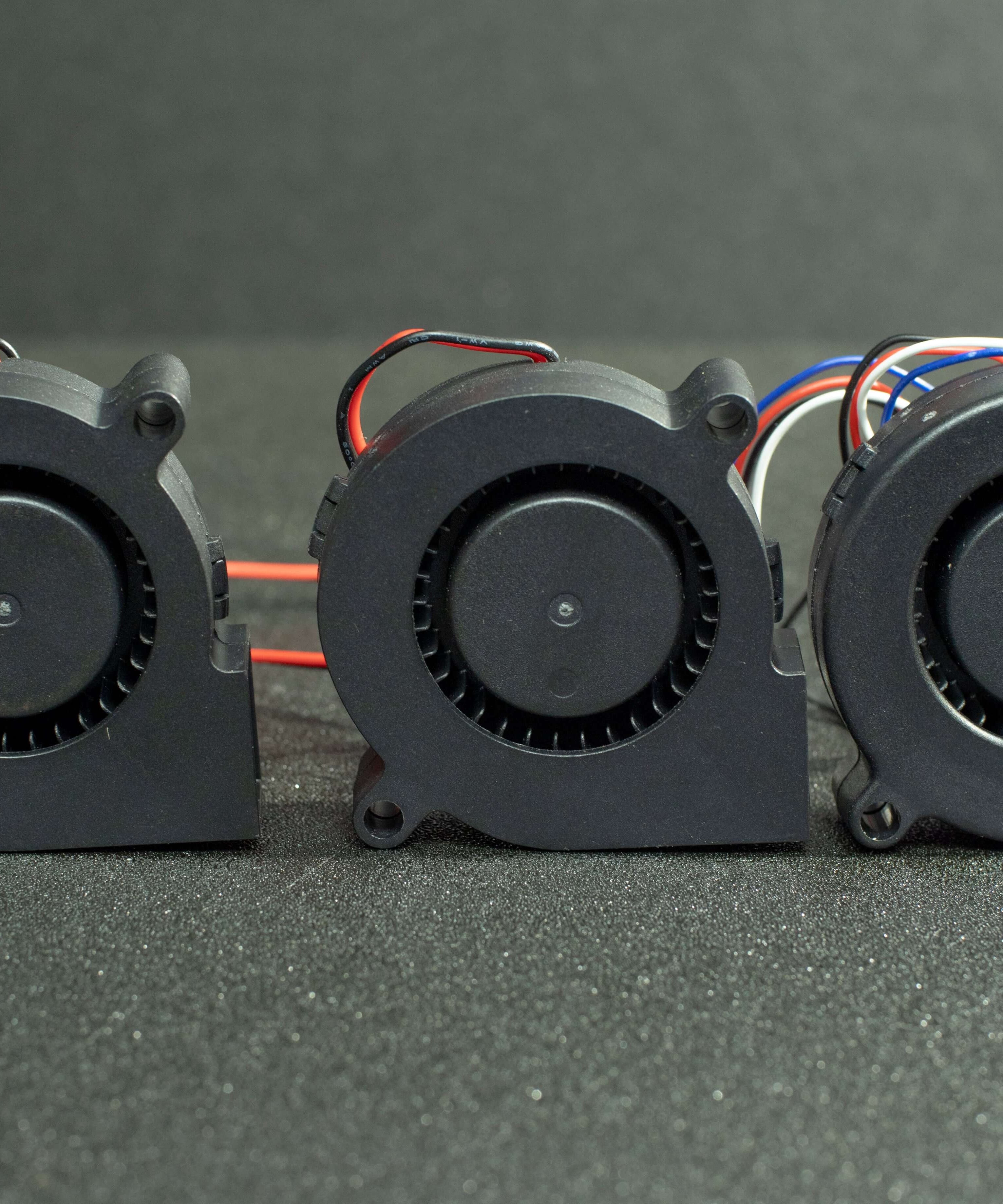 HoneyBadger Performance Series 5015 Blower Fans 2–4 Wire, PWM & Tach Options