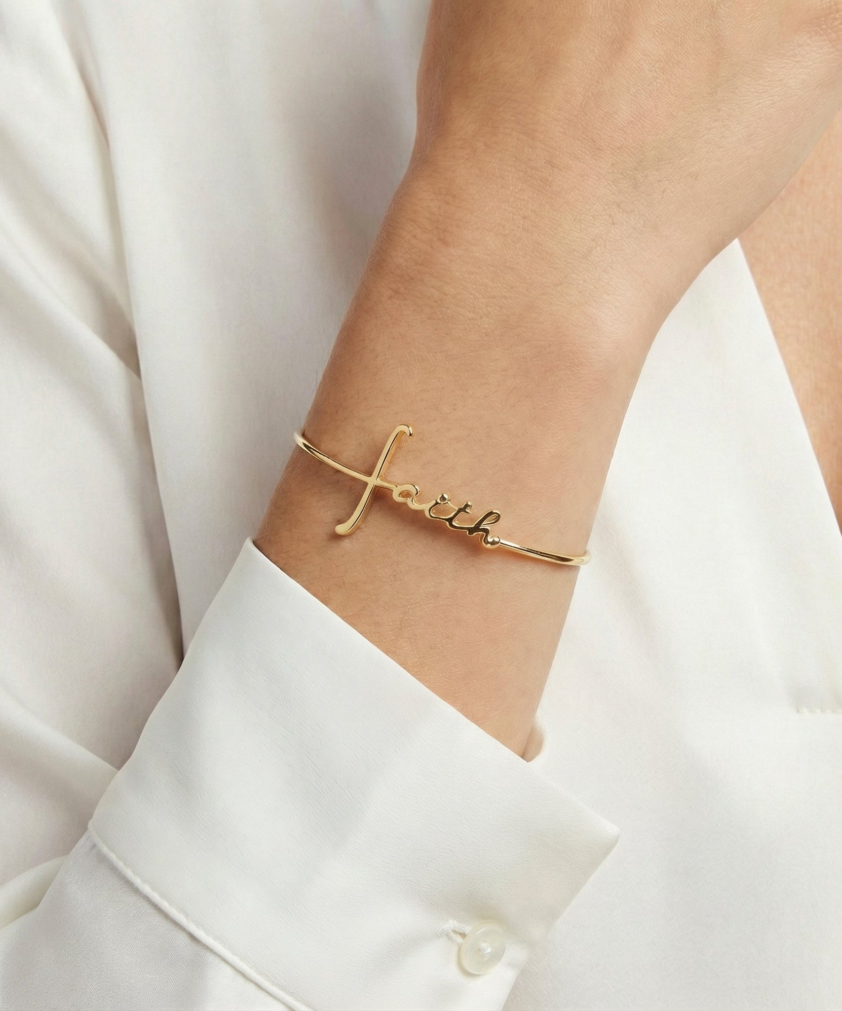 Faith In-Line Bracelet