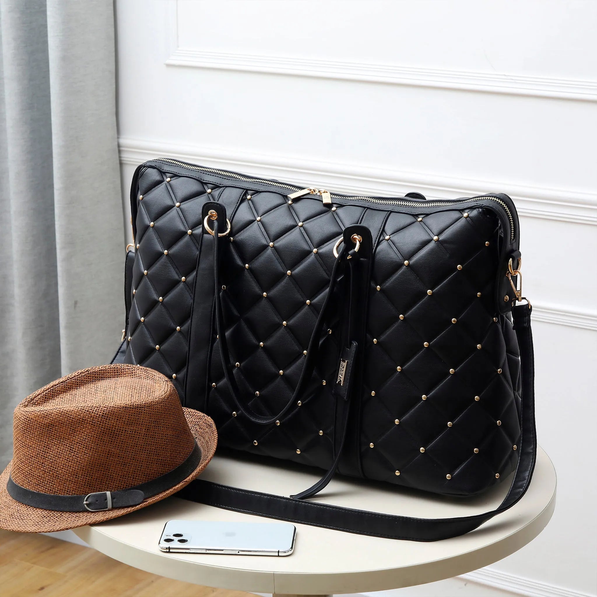 Diamantgesteppte vegane Leder-Weekender-Tasche