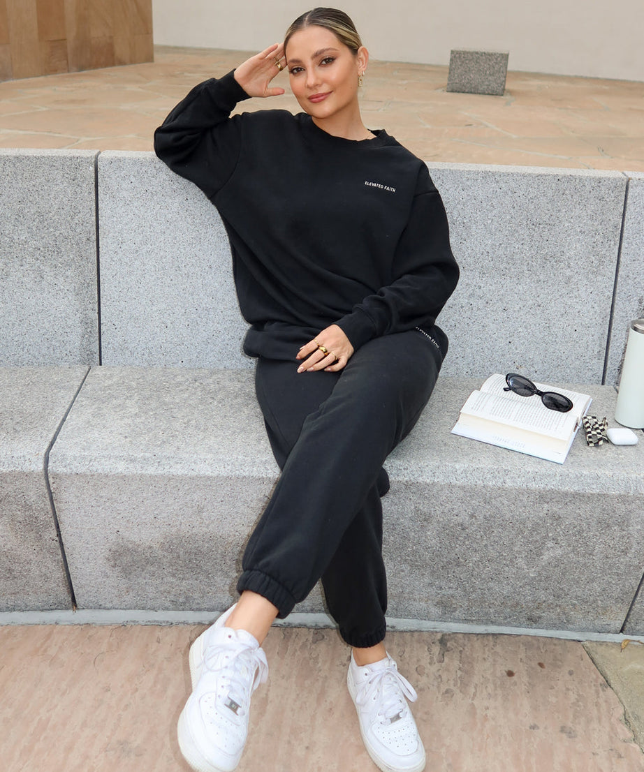 Basics Black Unisex Crewneck