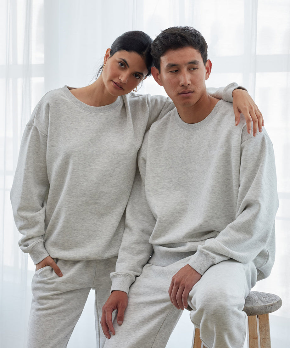 Basics Cloud Grey Unisex Crewneck