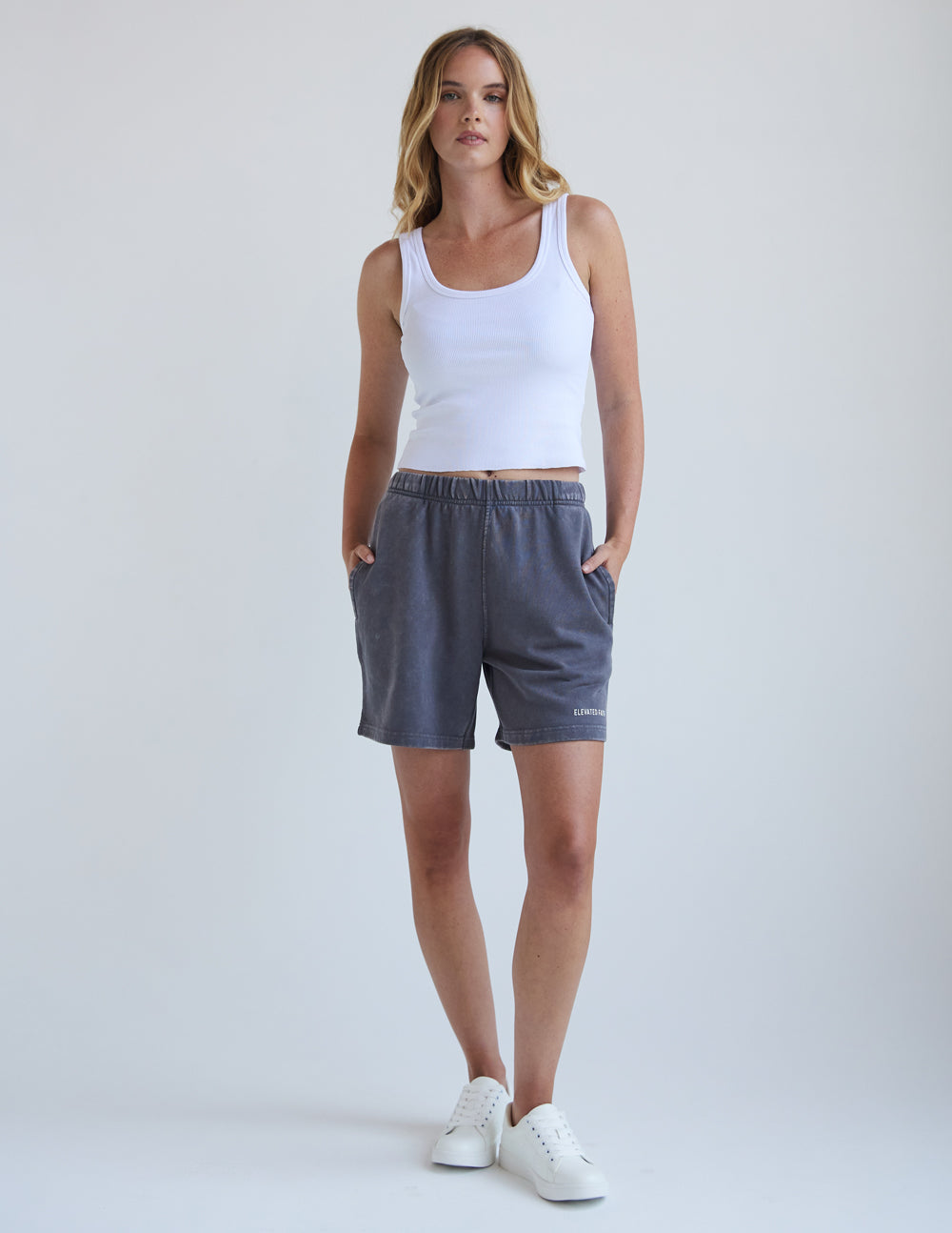 Basics Rauchgraue Damen-Shorts