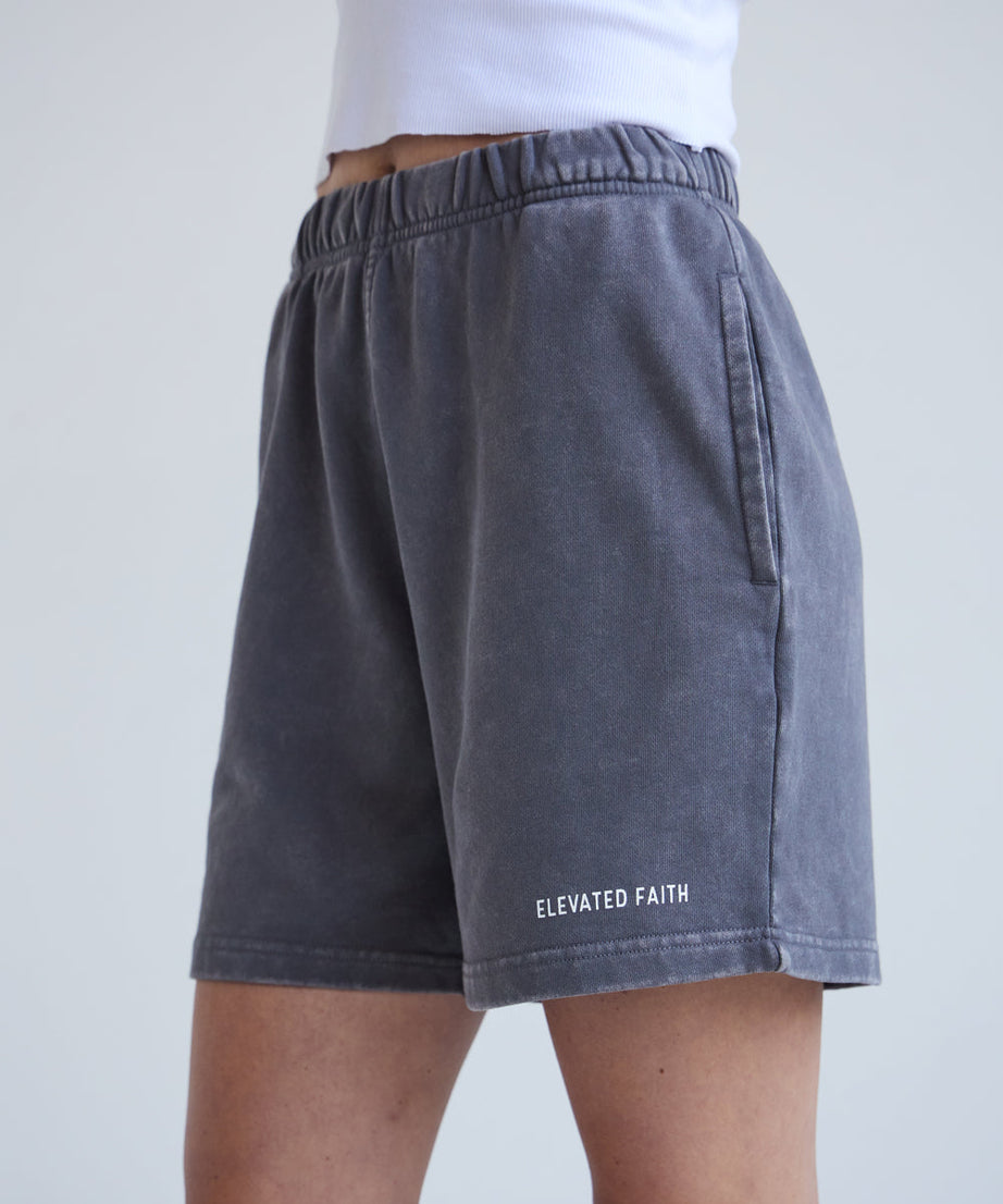 Basics Rauchgraue Damen-Shorts