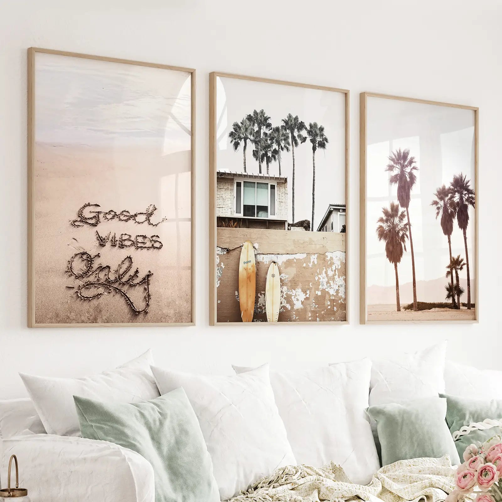 Boho-Stil Wanddekoration für den Küstenbereich. Good Vibes, Palmen, Surfen