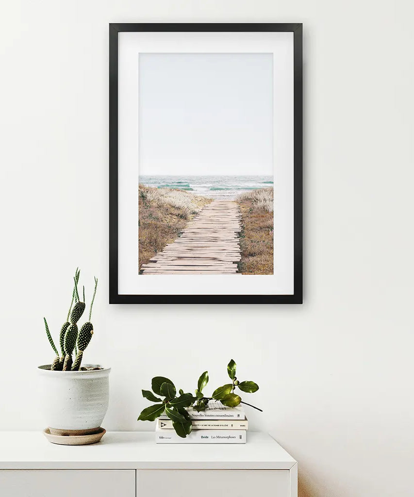 Beige Strandweg Wanddekoration. Moderner Boho-Druck