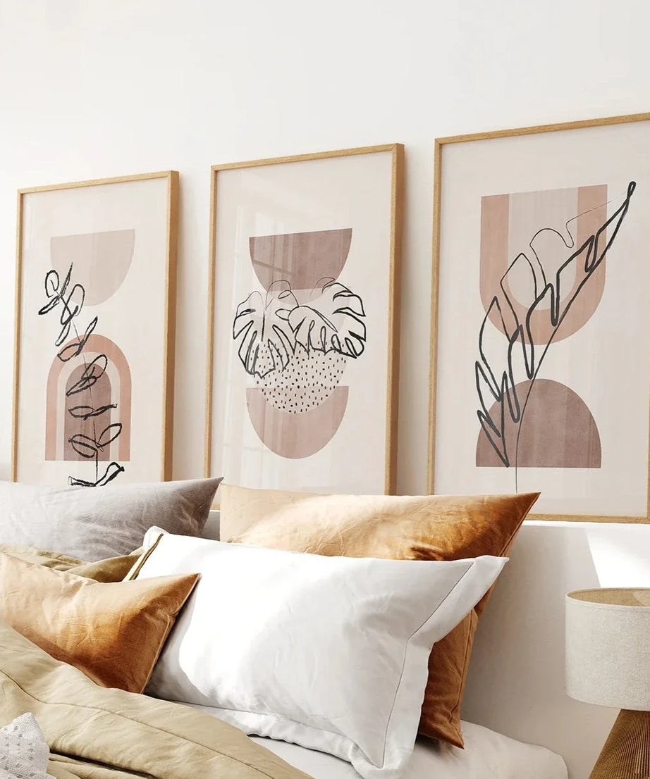 Abstraktes Aquarell 3er-Set Boho-Drucke. Tropische Blätter