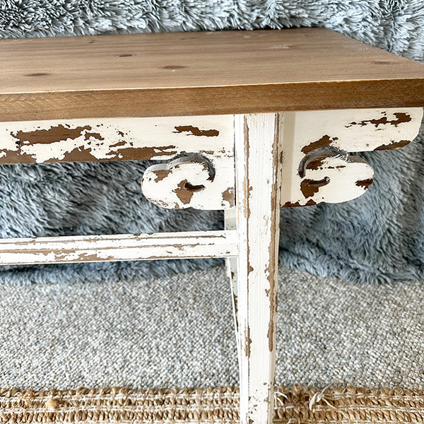 Bank aus Holz im Used-Look, Weiß lackiert