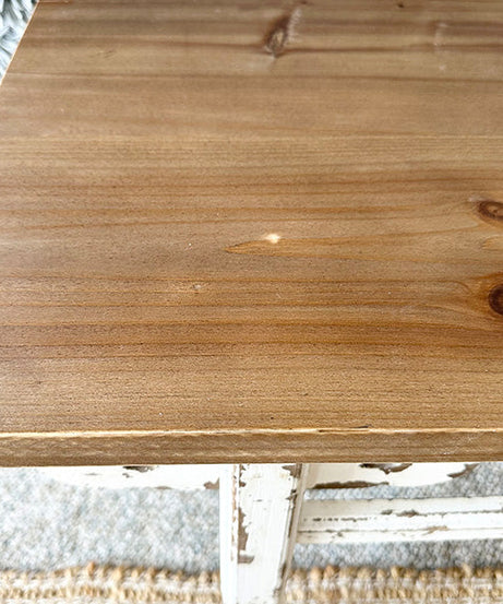 Bank aus Holz im Used-Look, Weiß lackiert
