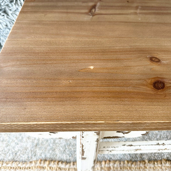 Bank aus Holz im Used-Look, Weiß lackiert