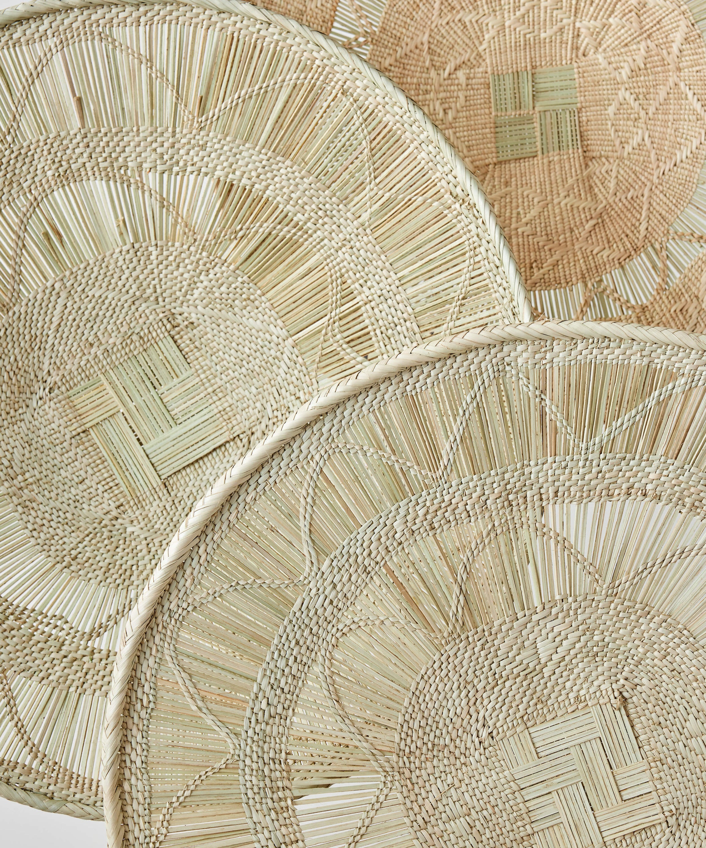 Binga Lace Blonde Basket