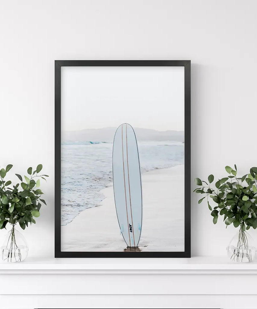 Blaues Surfbrett-Poster. Wandbild Ozeanstrand