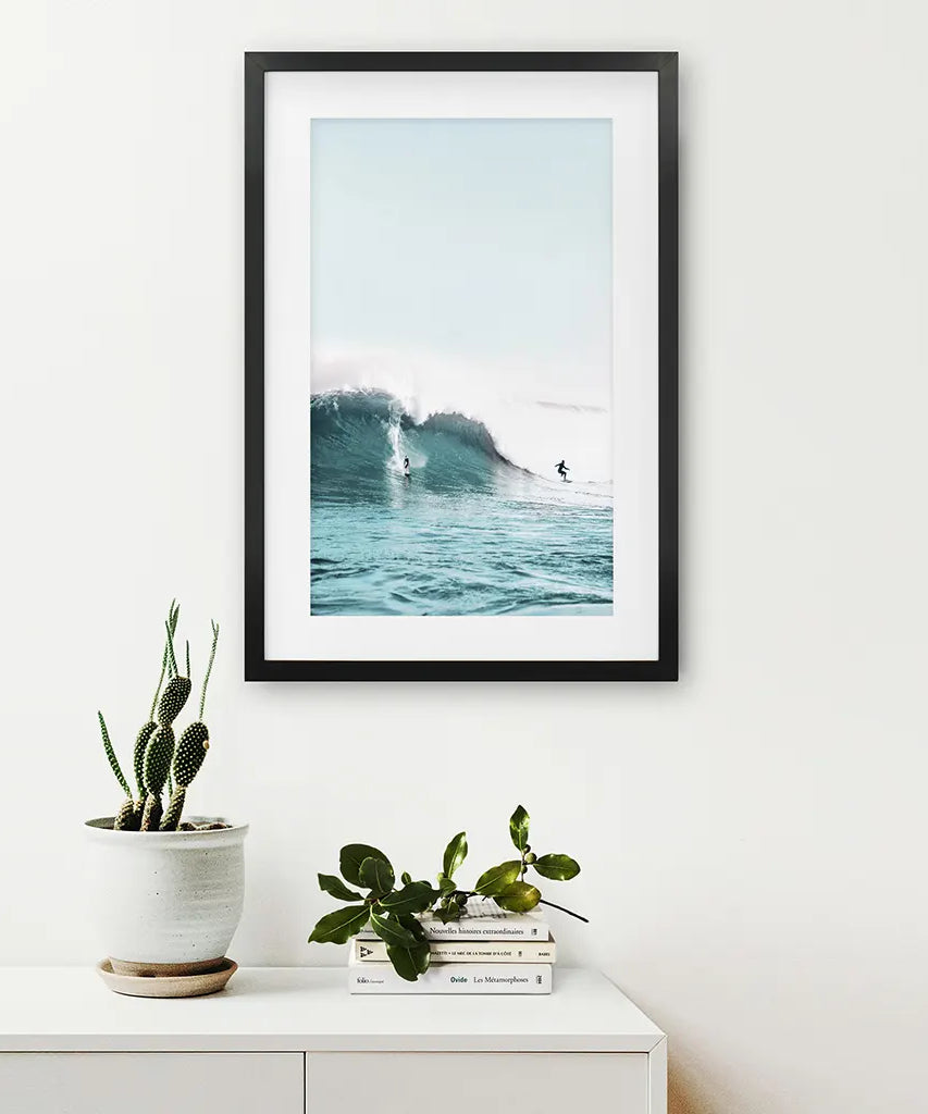 Surfen Wandbild. Surfer auf blauen Wellen