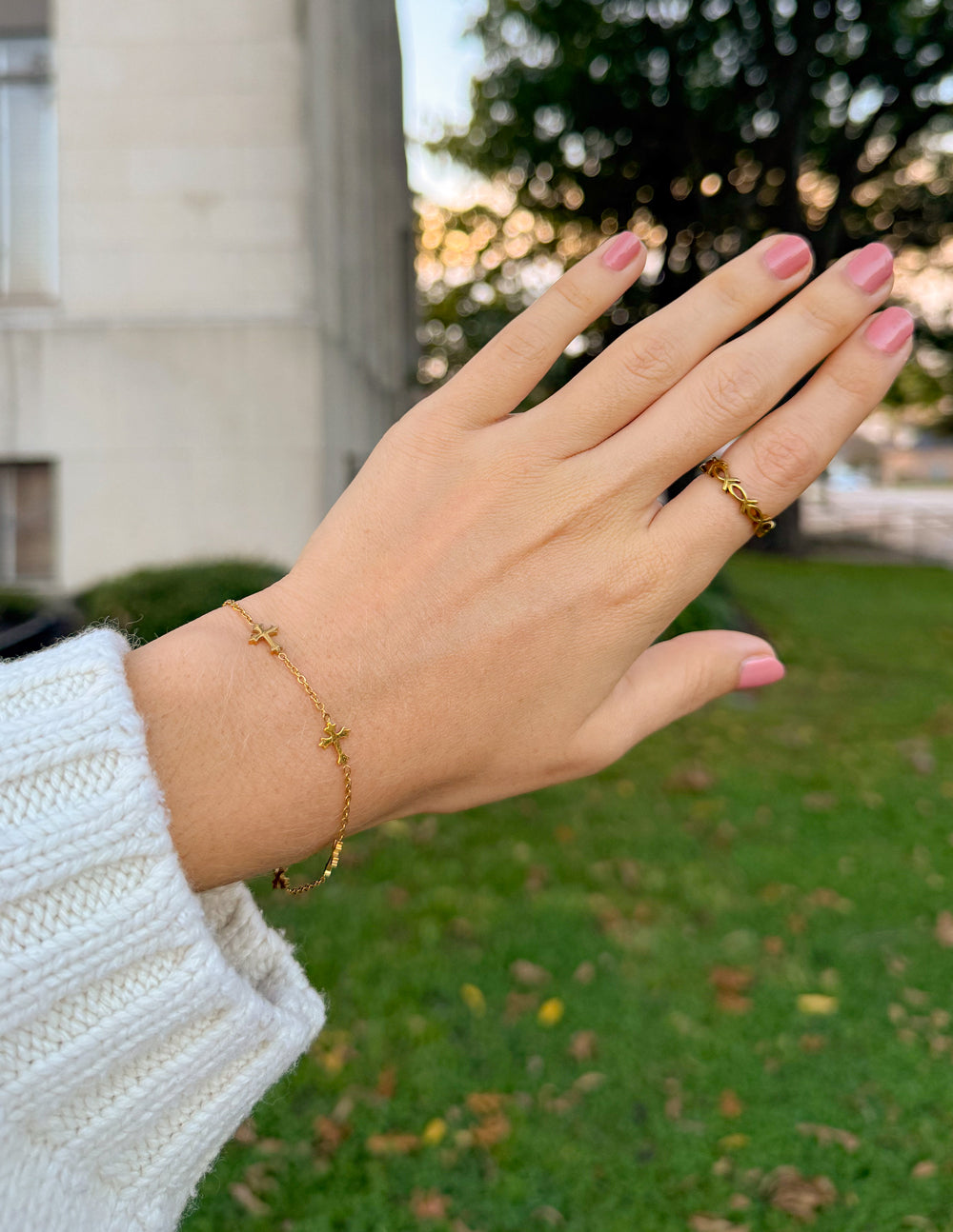 Cross Link Bracelet