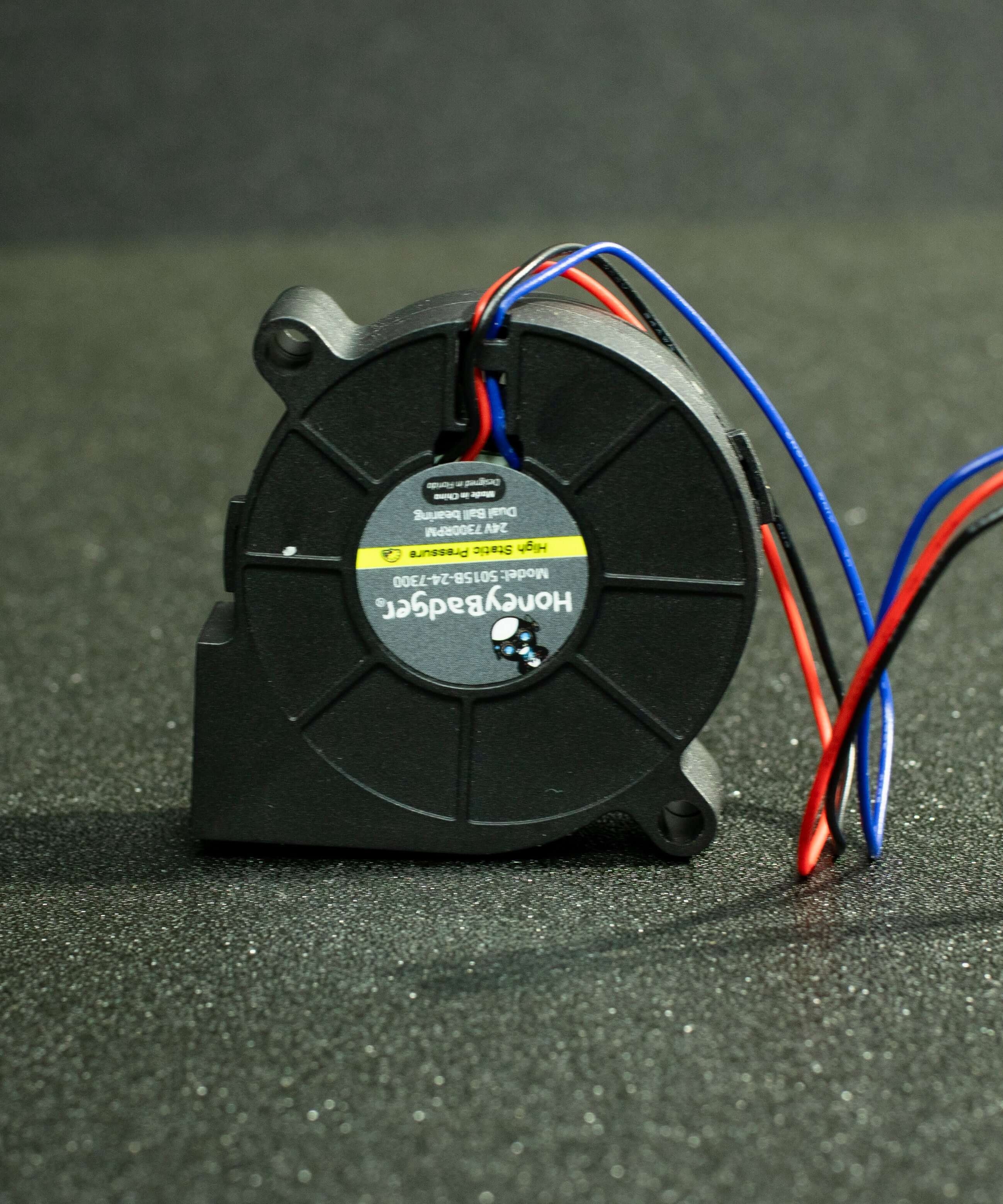 HoneyBadger Performance Series 5015 Blower Fans 2–4 Wire, PWM & Tach Options
