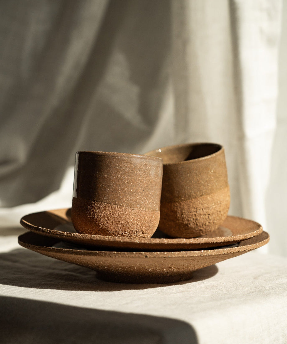 Handgemachte Keramik-Kaffeetasse – Rustikale, rosarote Steingut-Tasse