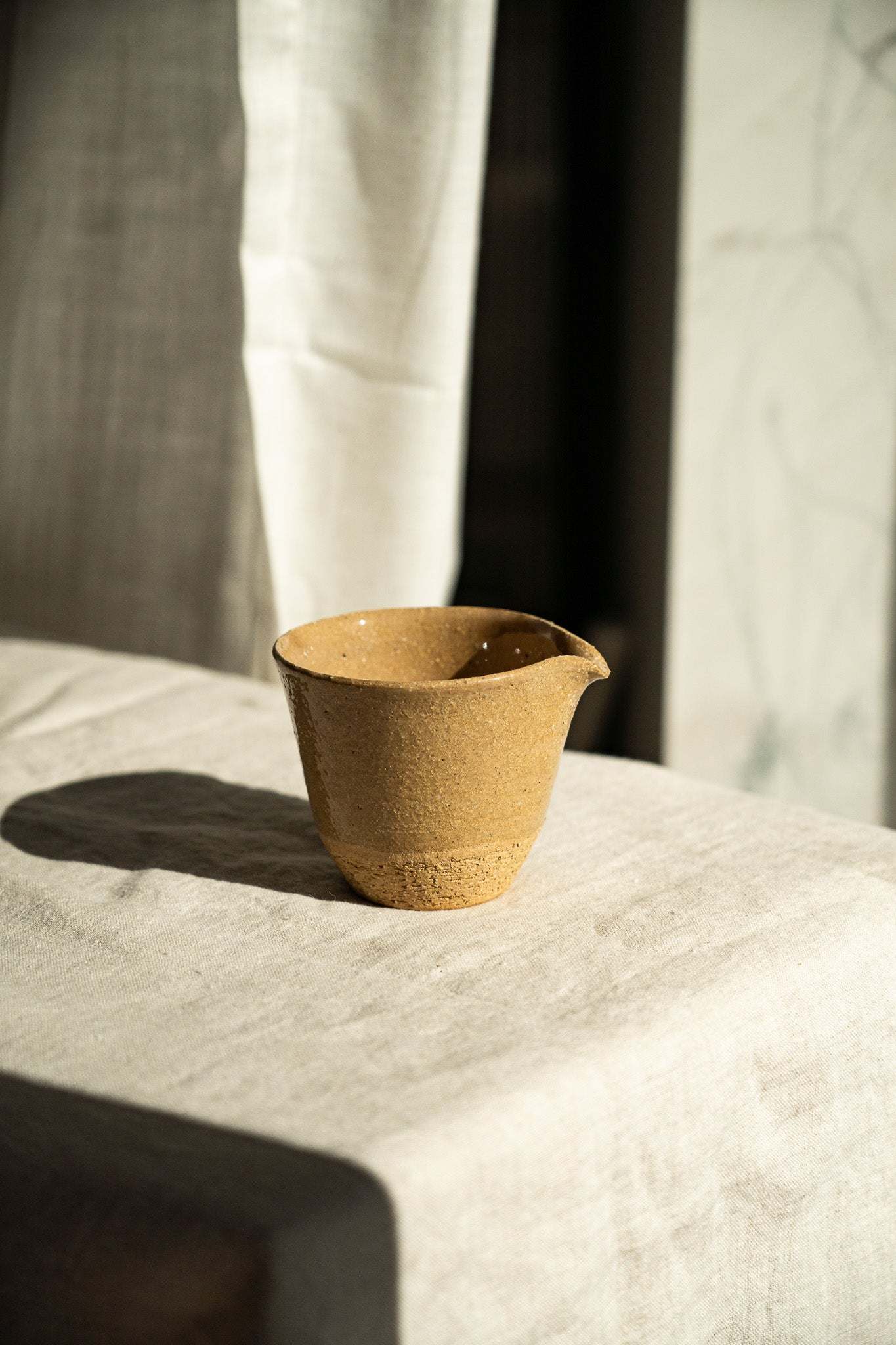 Handmade Stoneware Fair Teacup (Chahai) – Yellow Speckles