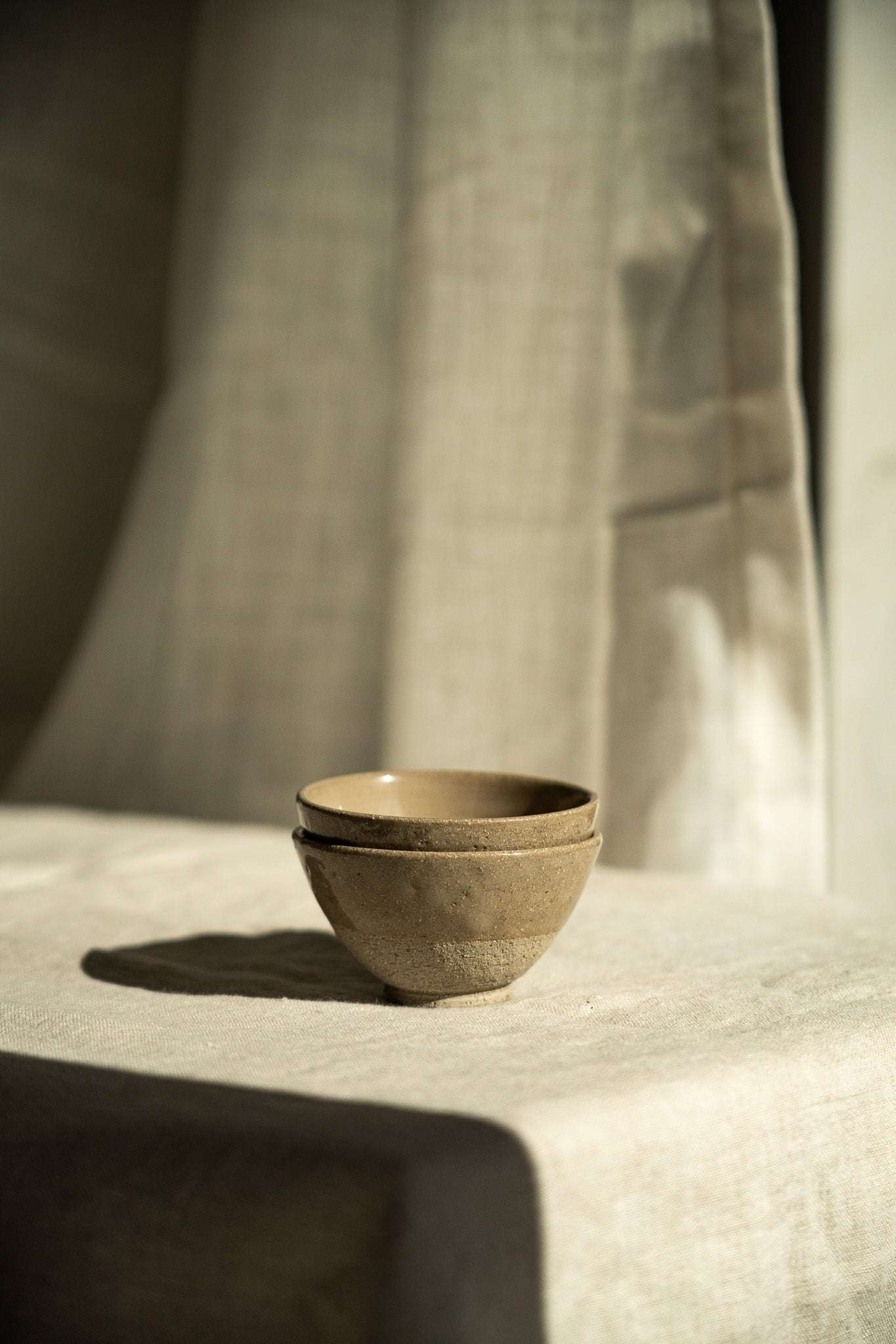 Handgemachte Steingut kleine Teetasse – Grau mit Sprenkeln