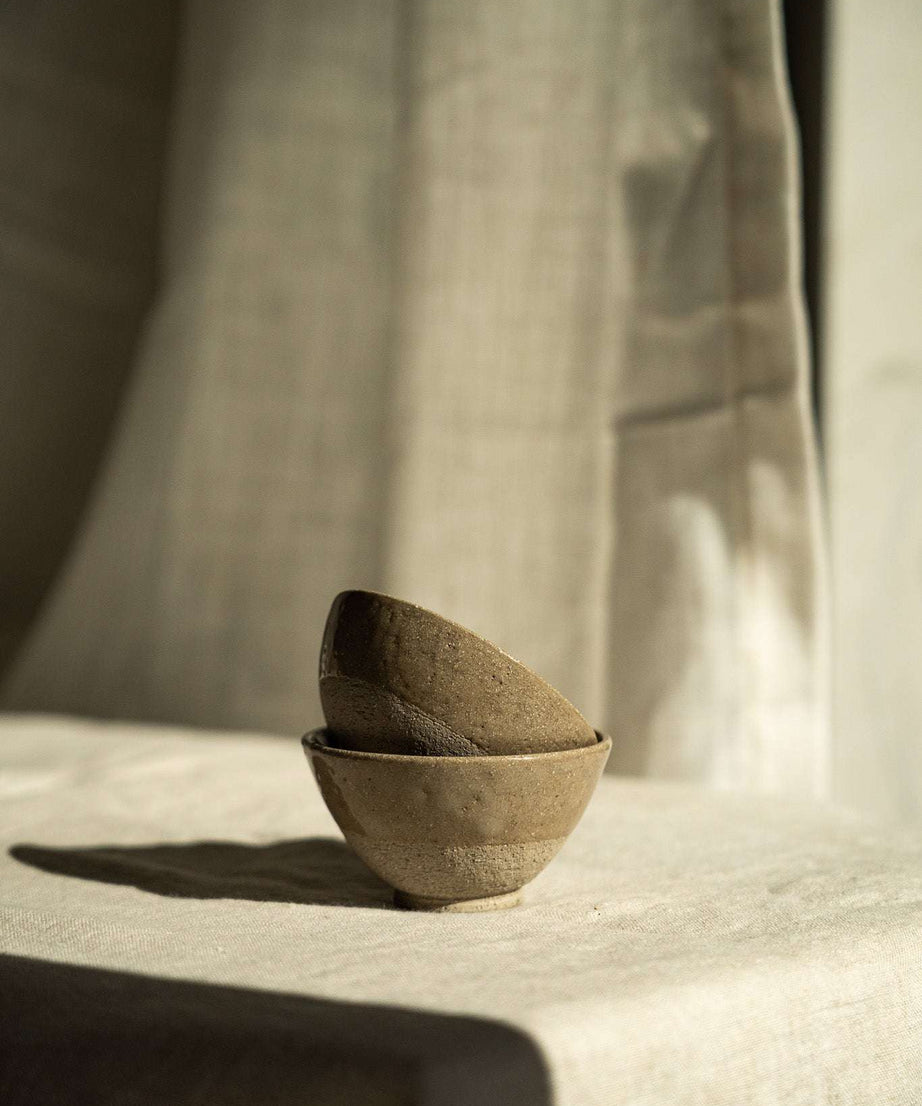 Handgemachte Steingut kleine Teetasse – Grau mit Sprenkeln
