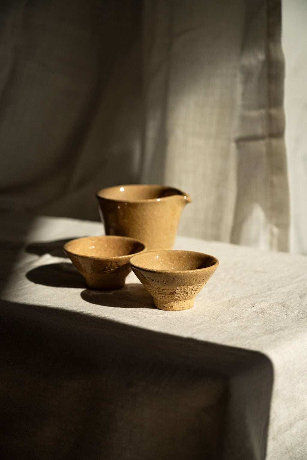 Handmade Stoneware Fair Teacup (Chahai) – Yellow Speckles