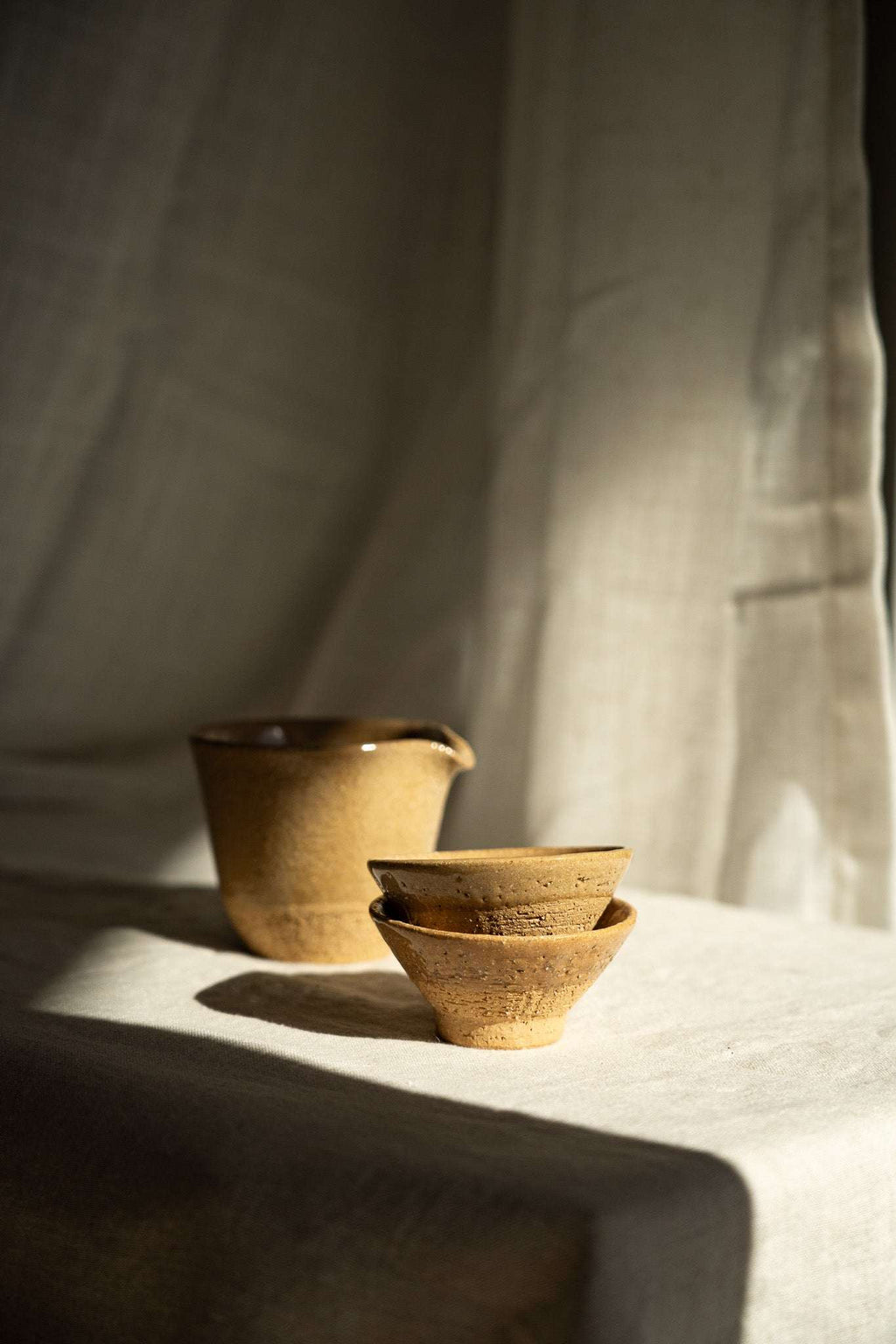 Handmade Stoneware Fair Teacup (Chahai) – Yellow Speckles