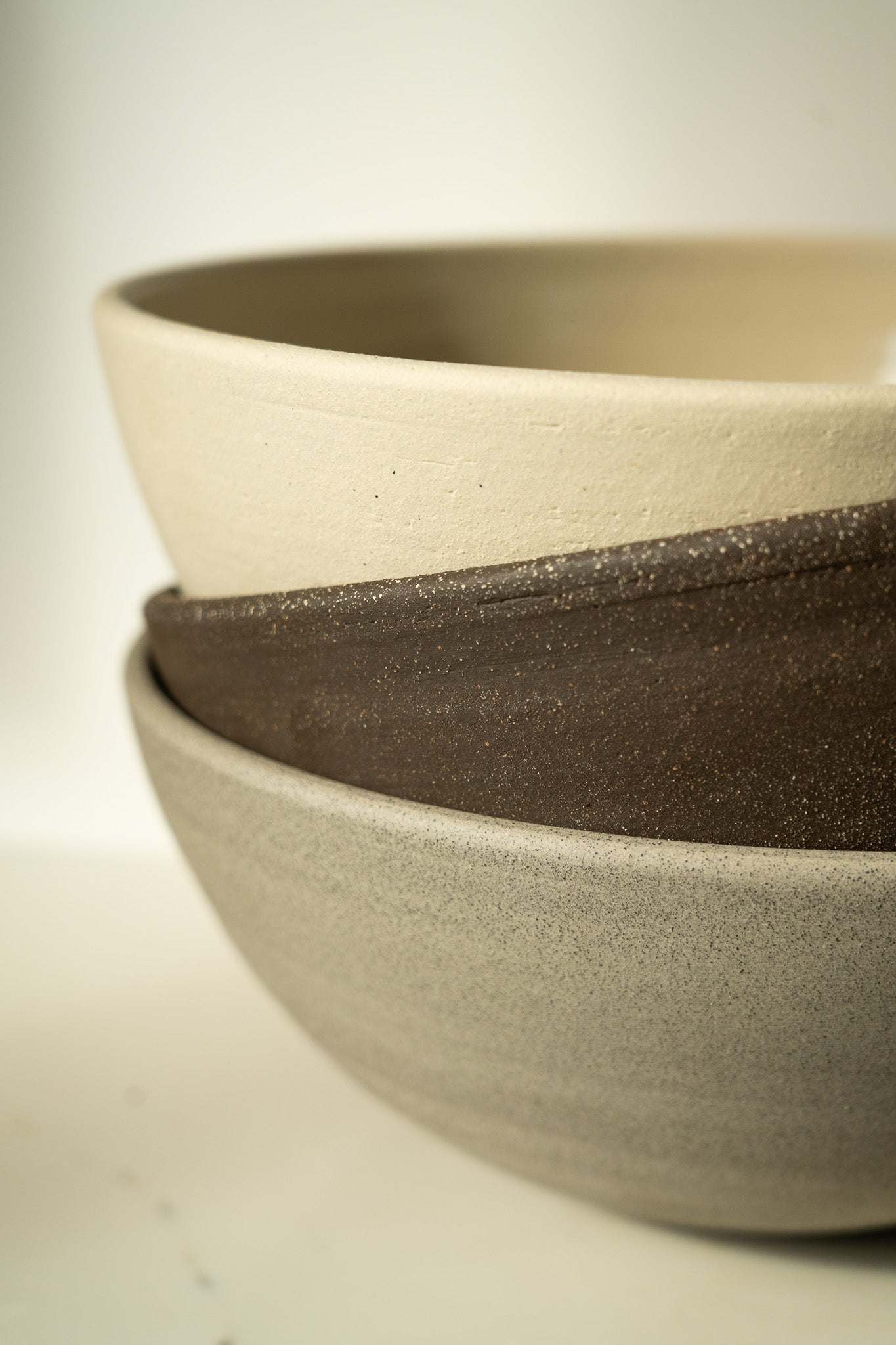 Stoneware Large Fruit Bowl "Pumpernickel"