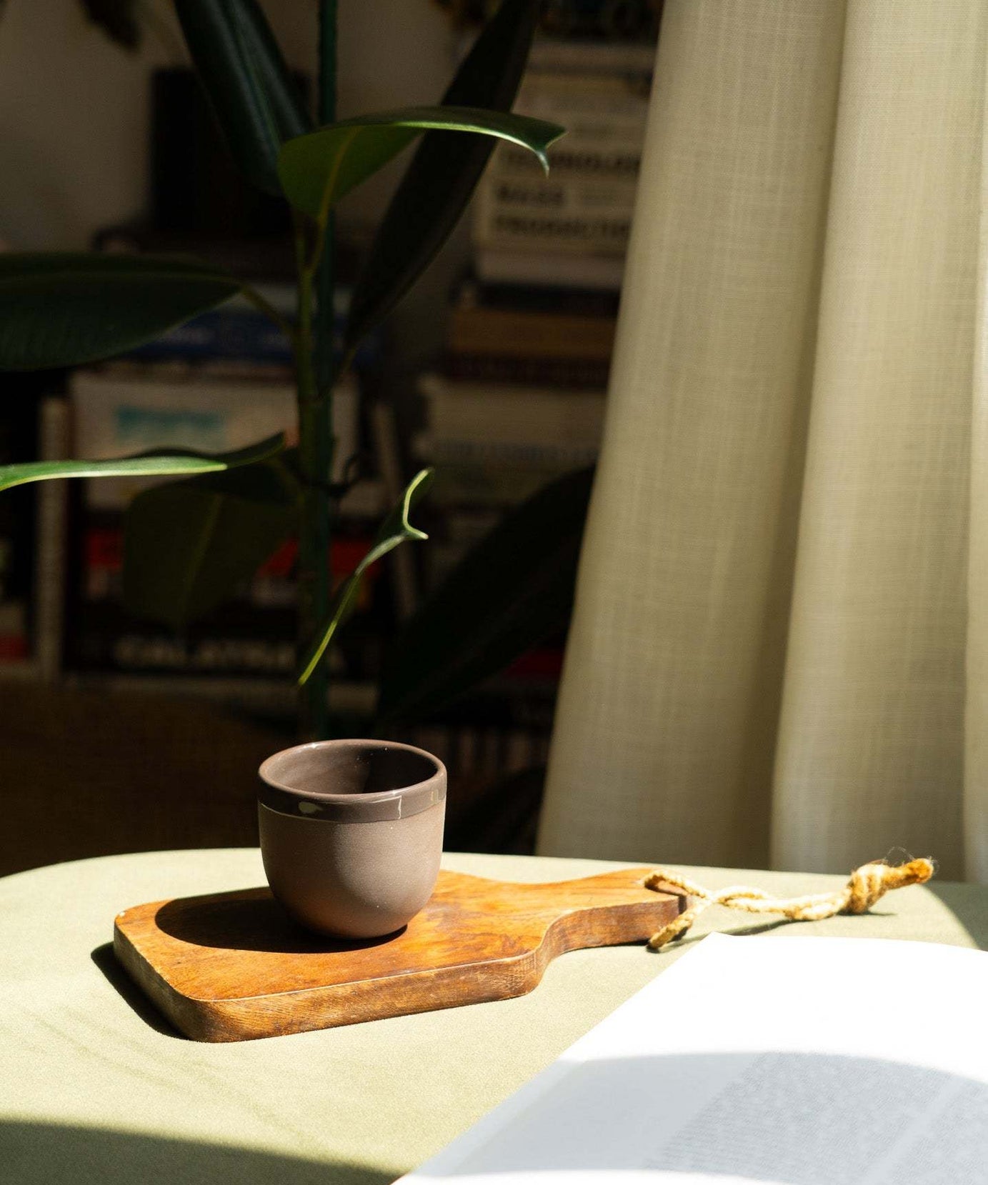 Handgemachte Espressotasse aus Porzellan