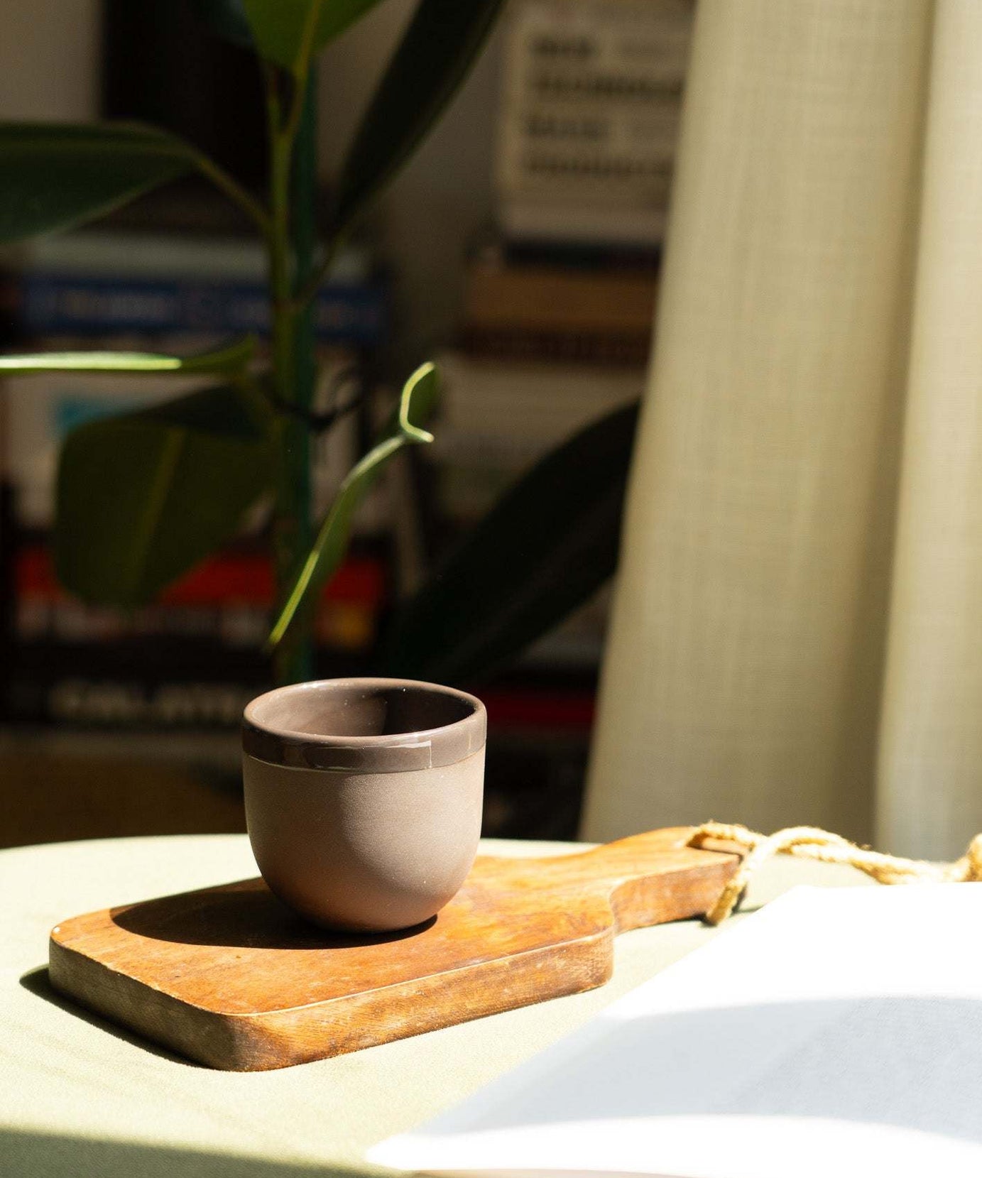 Handgemachte Espressotasse aus Porzellan