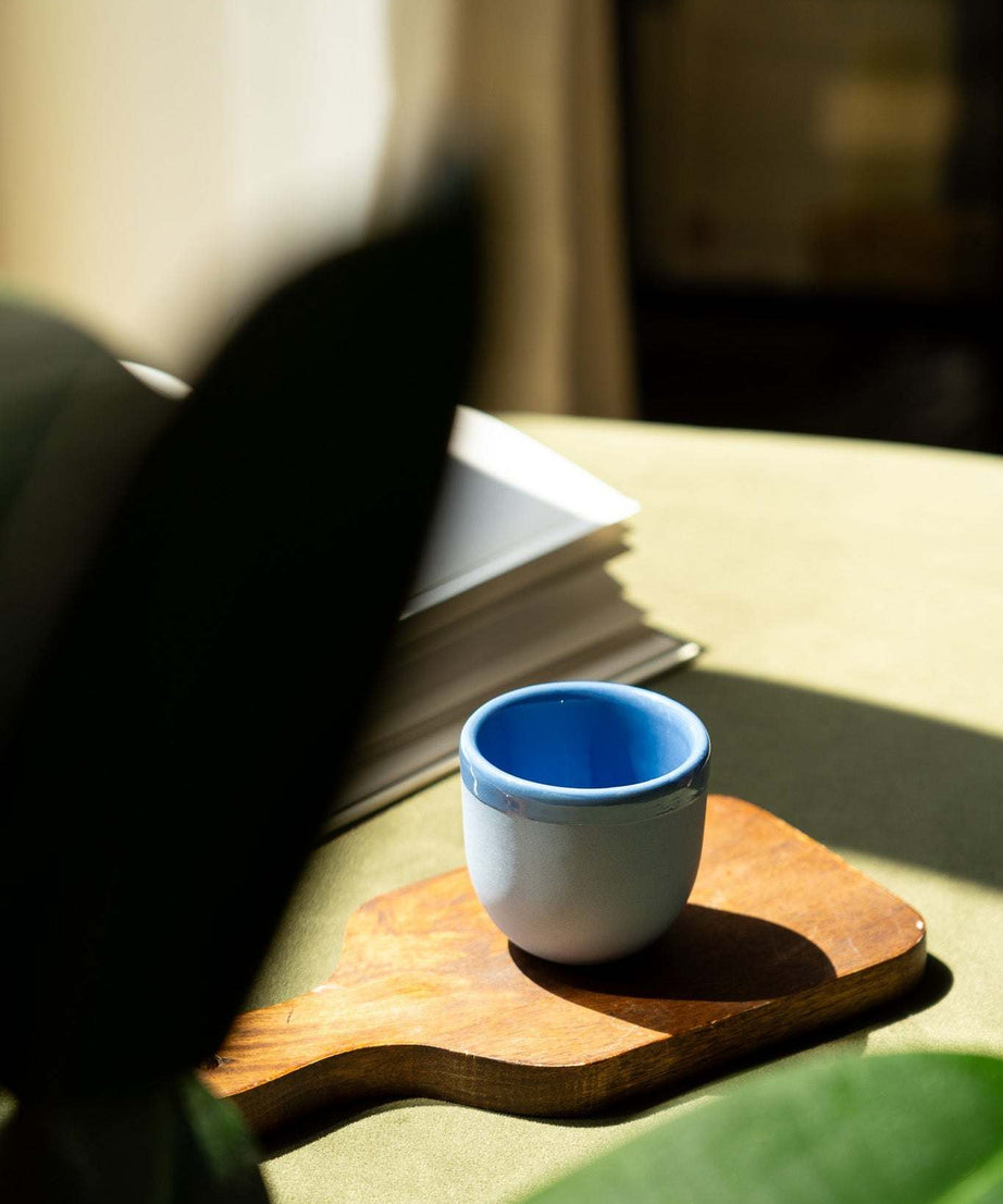 Handgemachte Espressotasse aus Porzellan