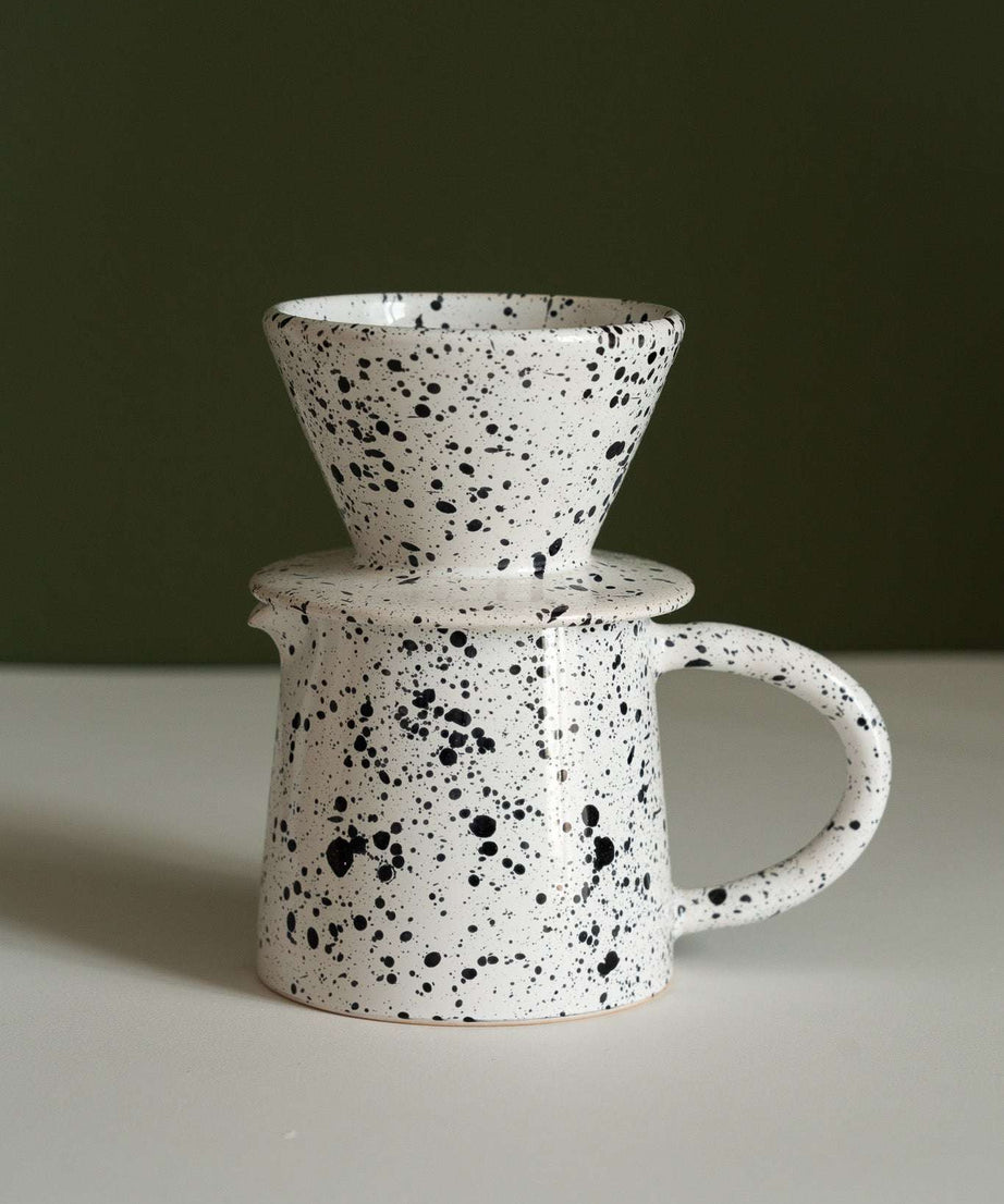 Keramik Pour Over Kaffeeset – Handgemachtes Steingut Dripper & Kännchen Set
