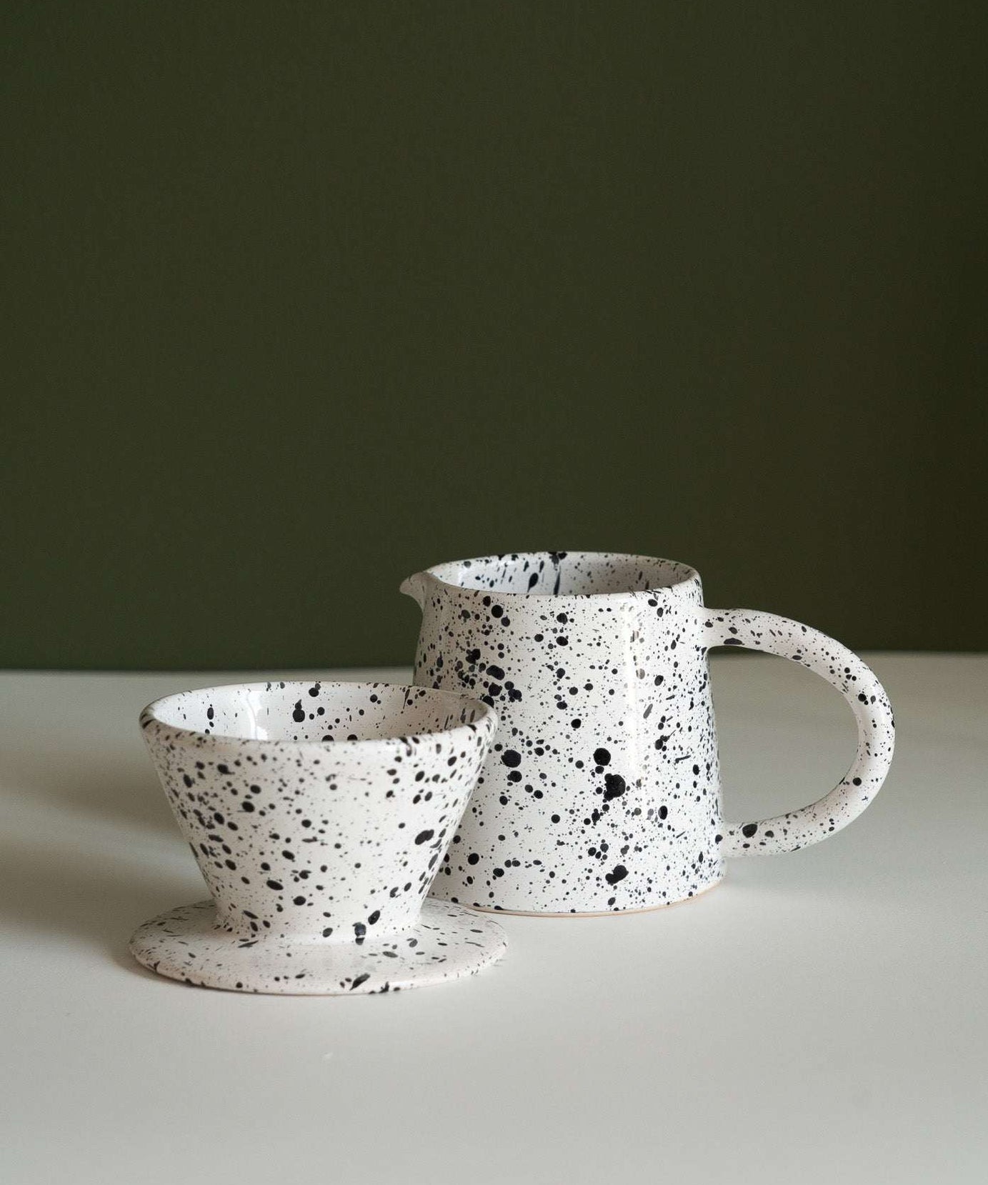 Keramik Pour Over Kaffeeset – Handgemachtes Steingut Dripper & Kännchen Set