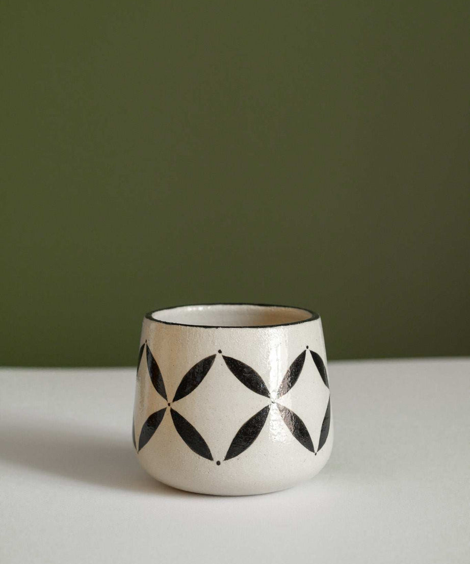 Handbemalte Kaffeetasse: Handgefertigte Steinzeug Heritage Kollektion