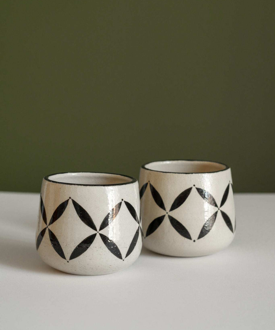 Handbemalte Kaffeetasse: Handgefertigte Steinzeug Heritage Kollektion