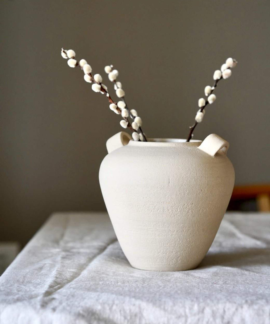Handgemachte Steingutvase