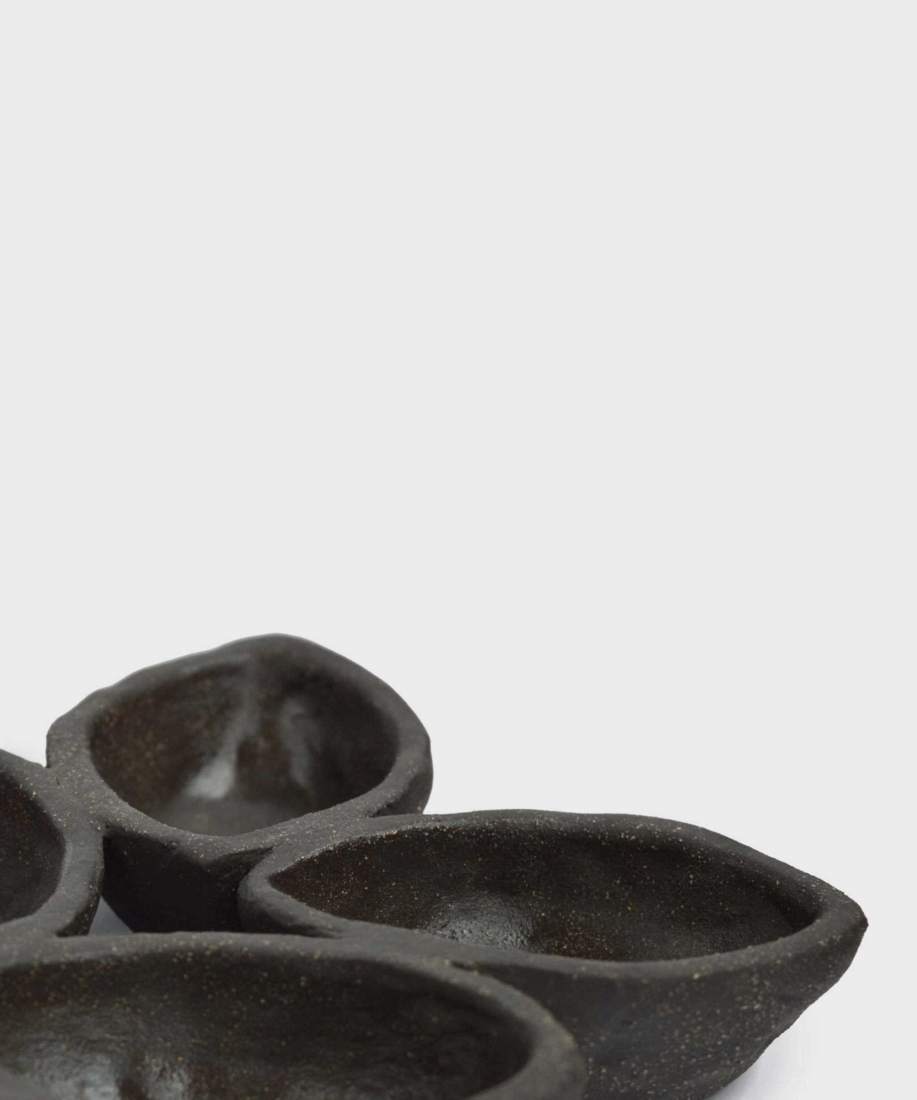Handgemachte Servierschale aus Steinzeug „PUMPERNICKEL“