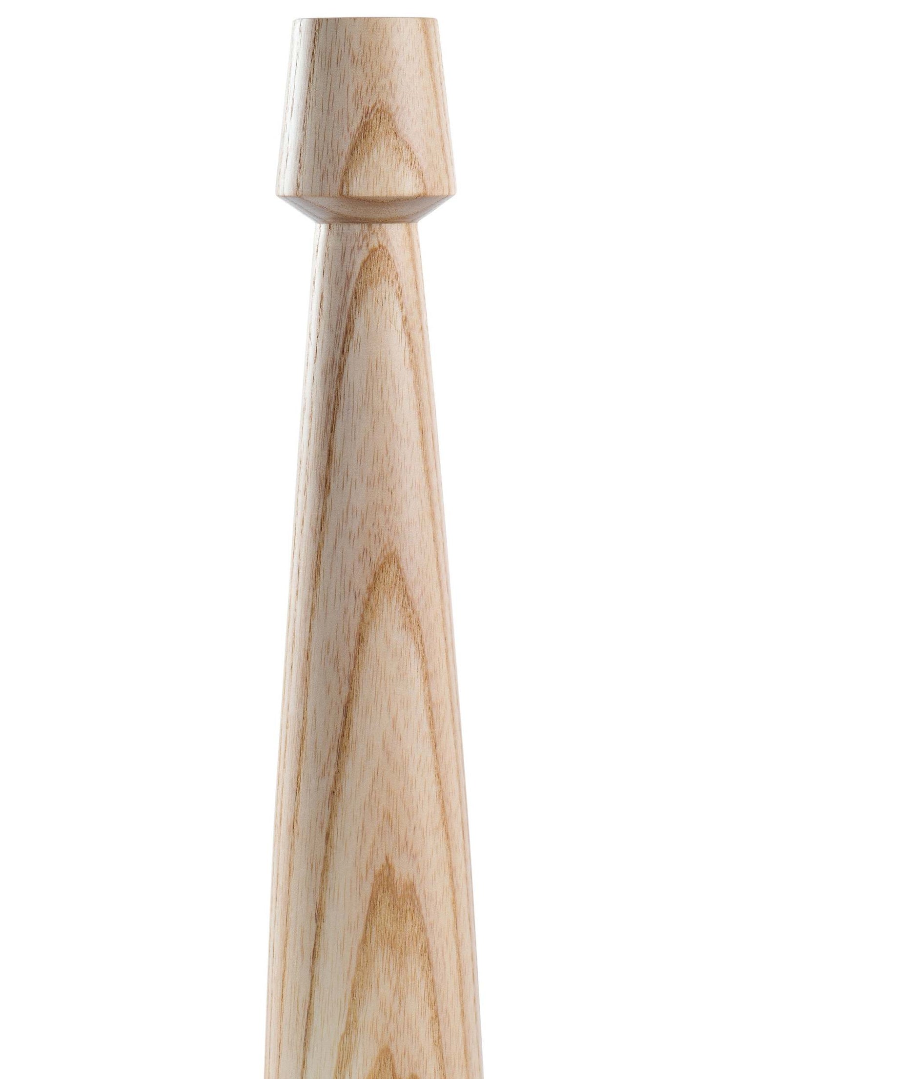 Handgeschnitzter Kerzenständer aus Holz