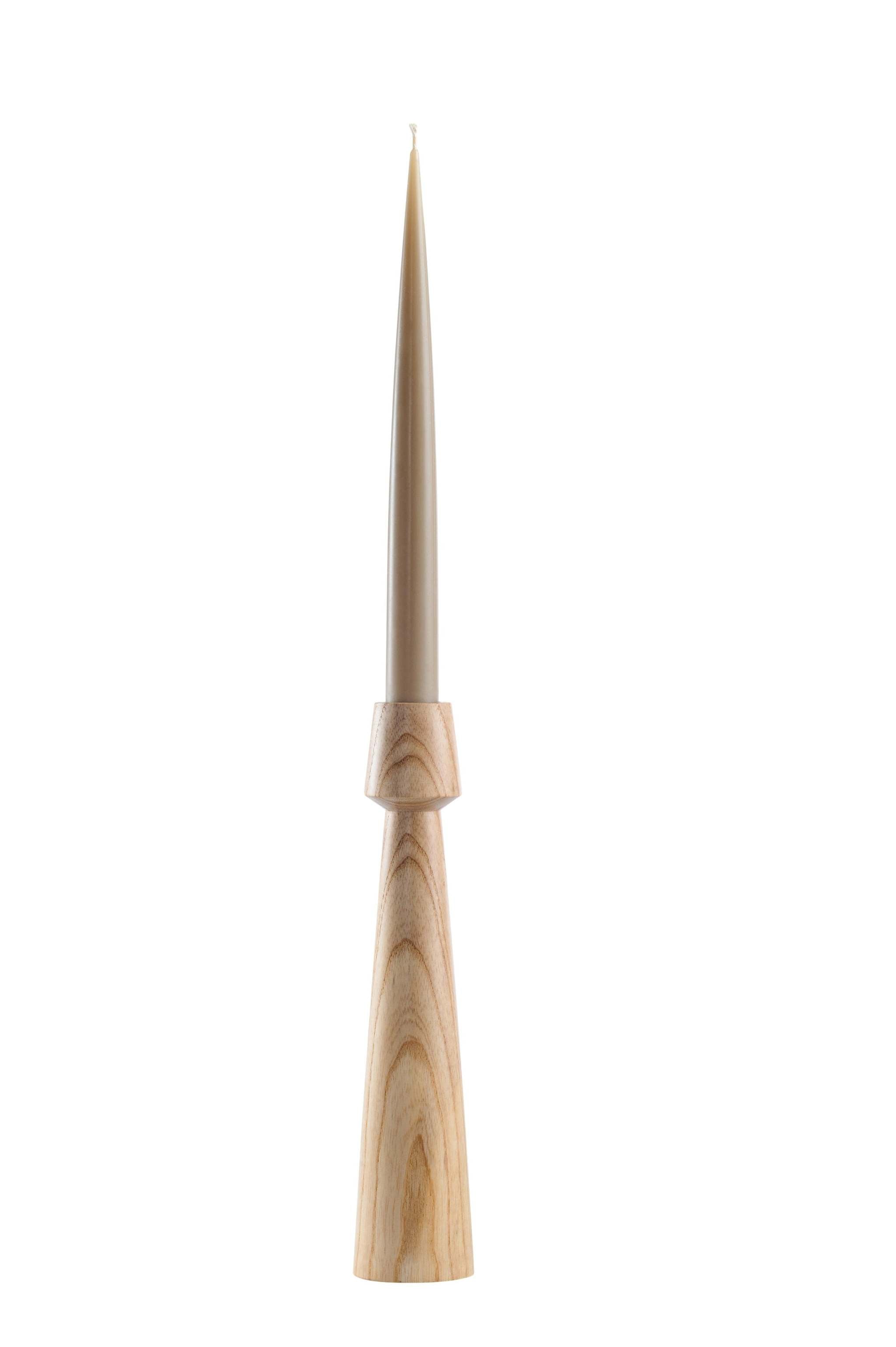 Handgeschnitzter Kerzenständer aus Holz