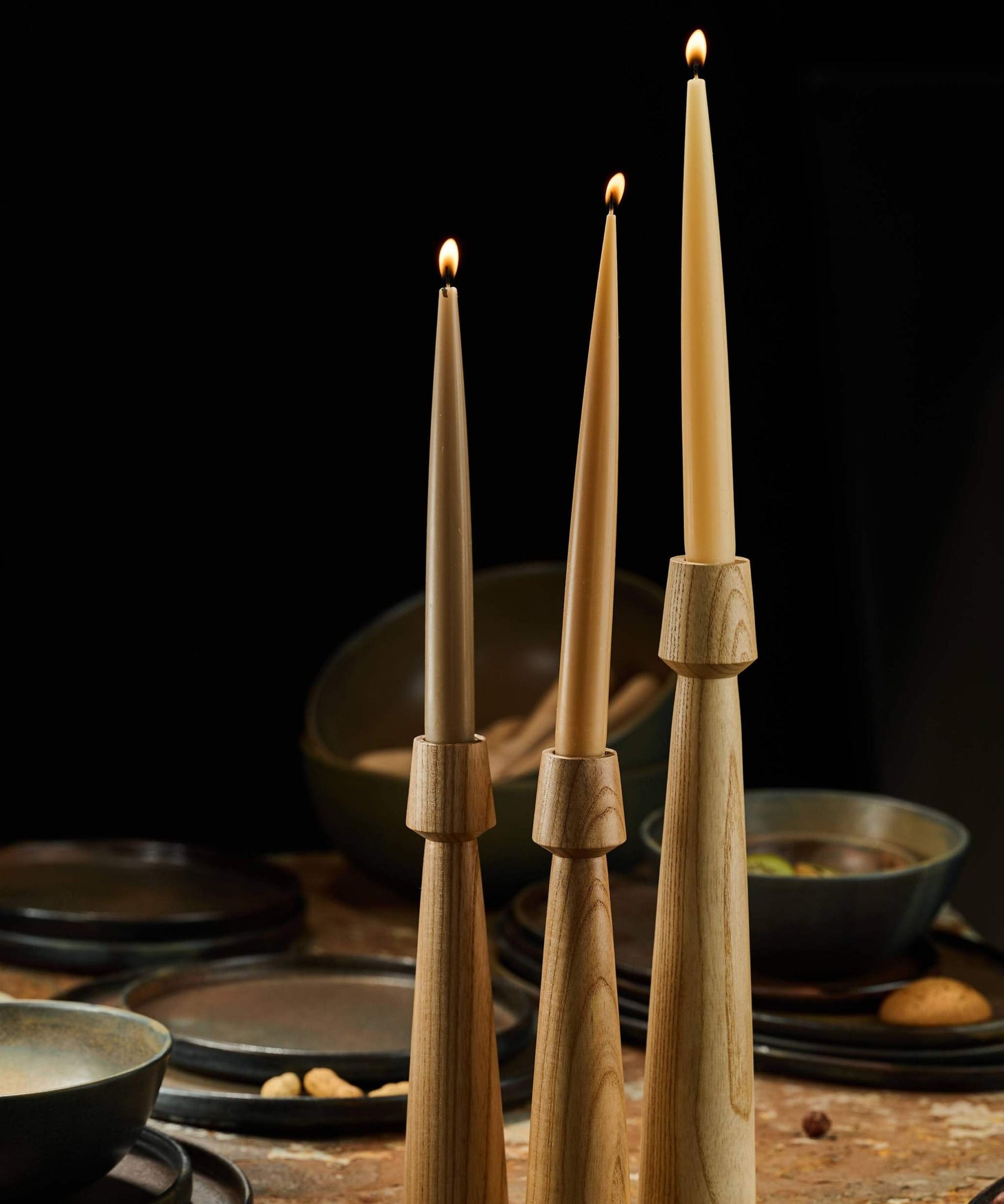 Handgeschnitzter Kerzenständer aus Holz
