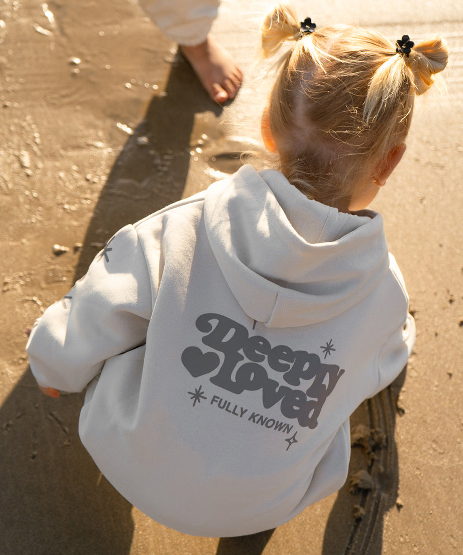 Kinder Hoodie "Liebevoll geliebt"
