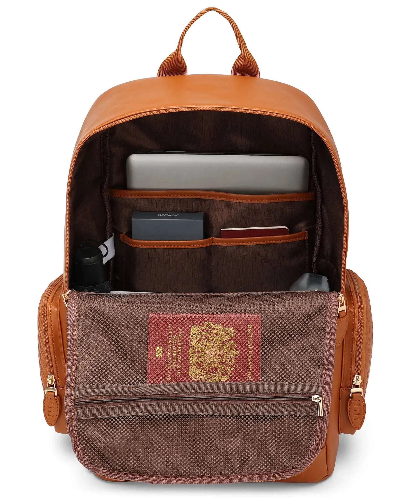 Leisure Luxe 33L Rucksack aus veganem Leder